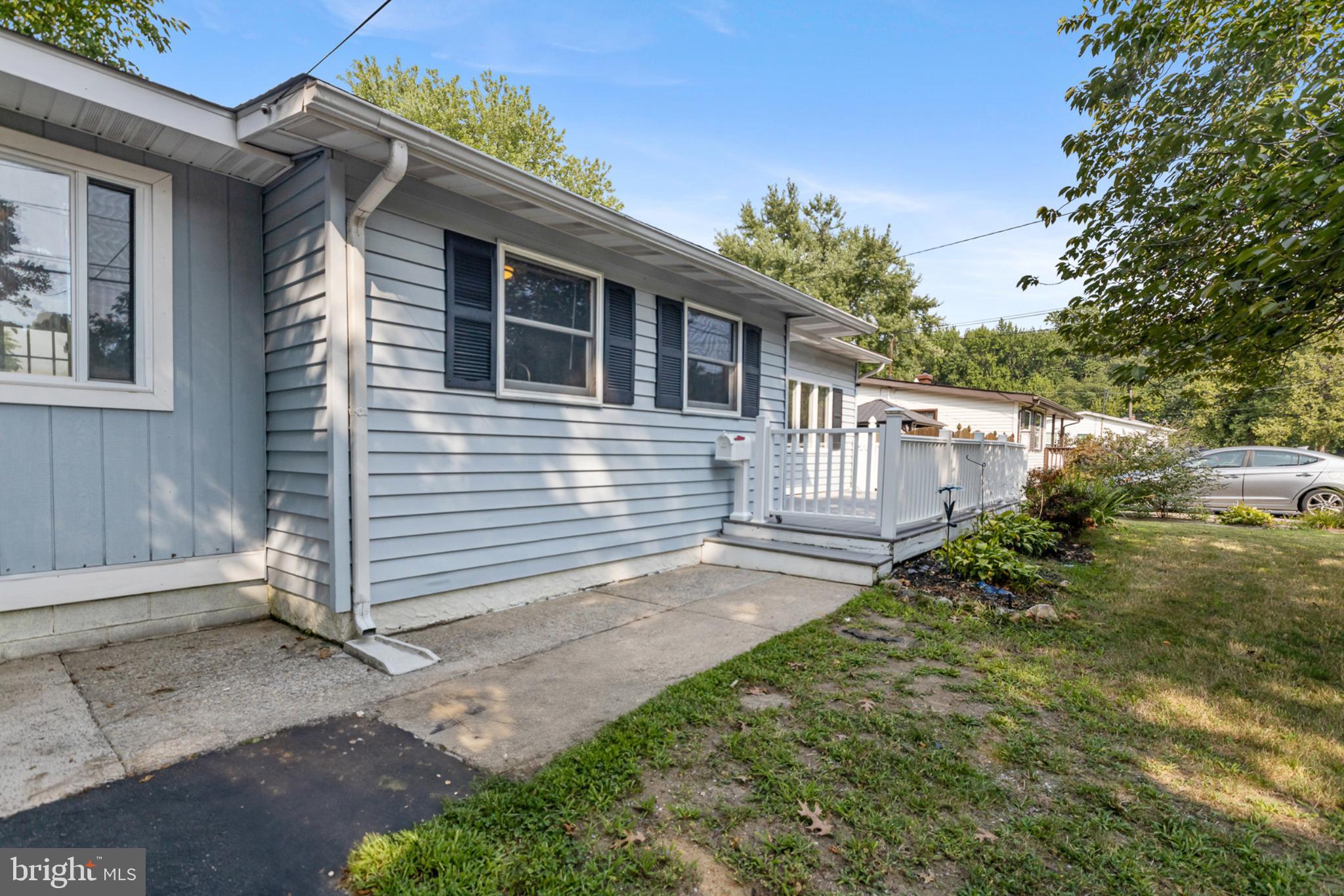215 FLORENCE AVENUE