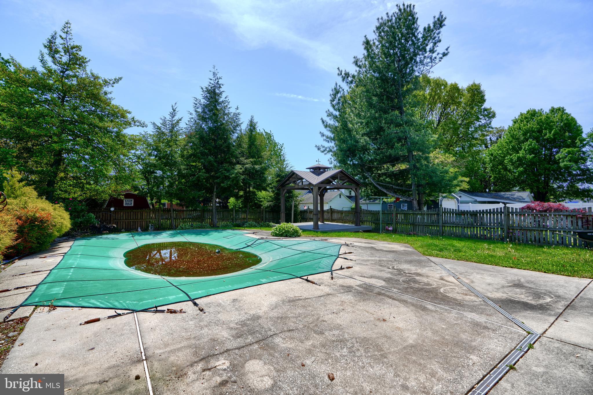 DUNDALK FARMS - Residential