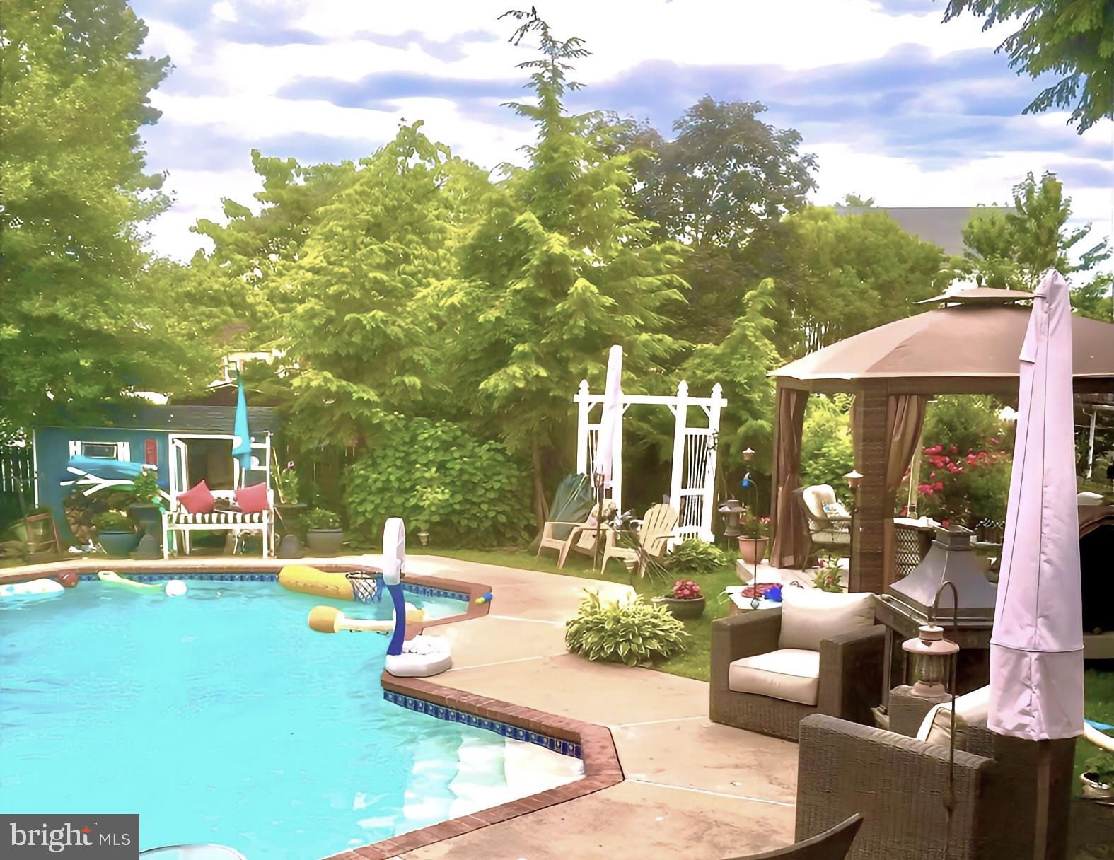 DUNDALK FARMS - Residential