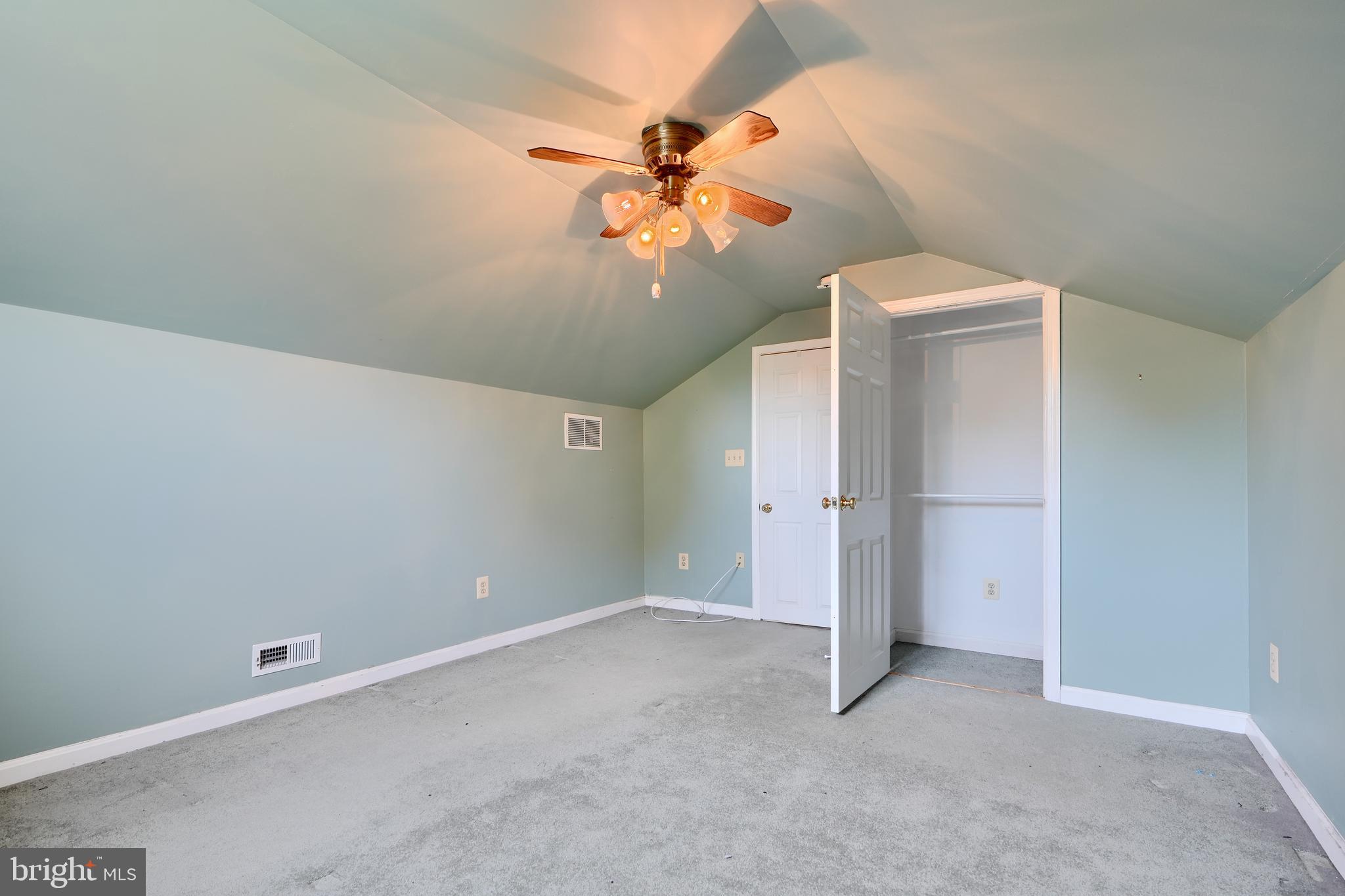 DUNDALK FARMS - Residential