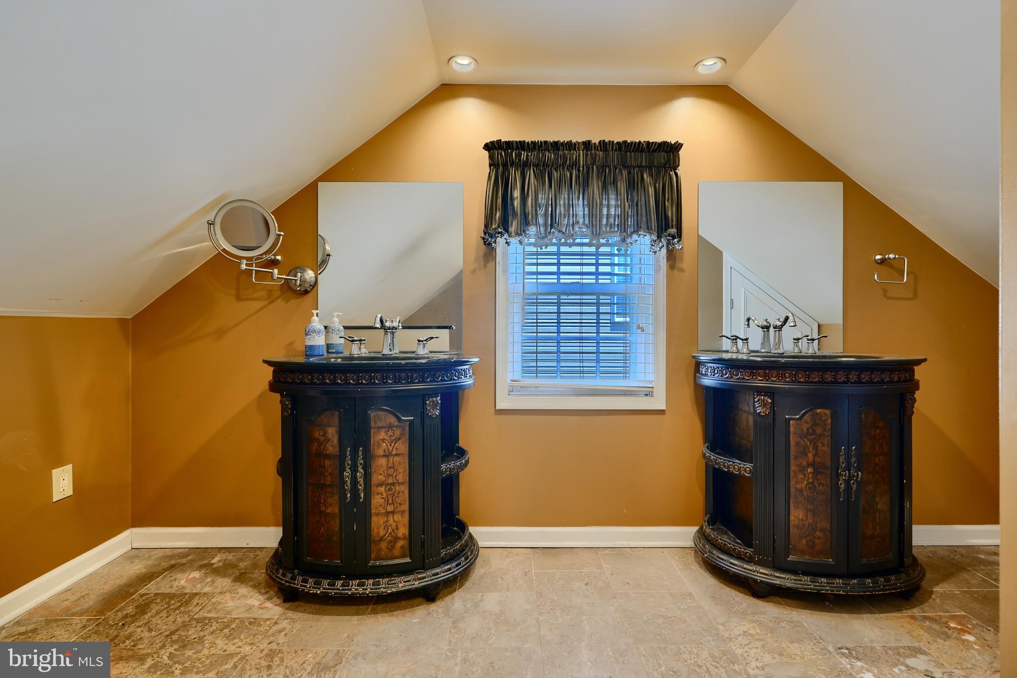 DUNDALK FARMS - Residential