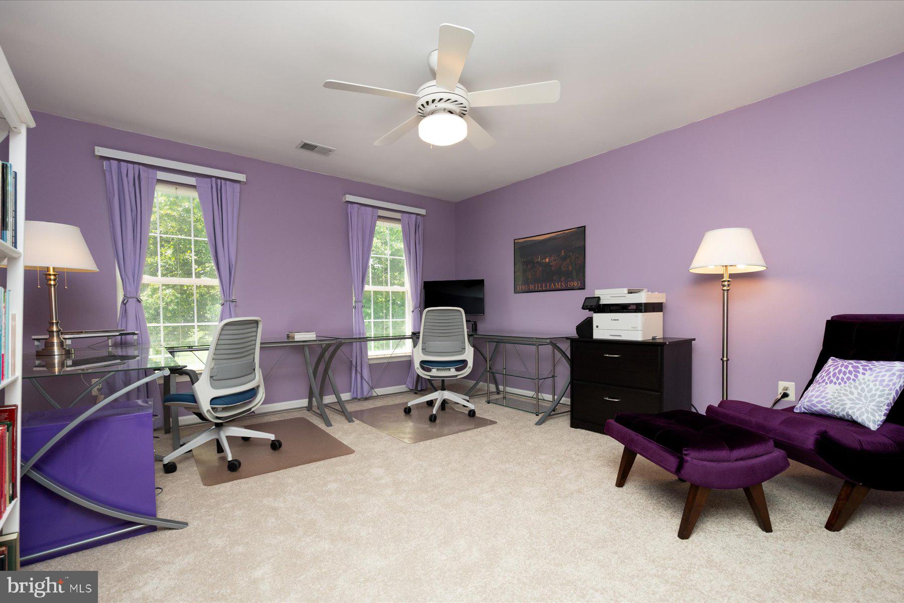 MANOR OAKS - Residential