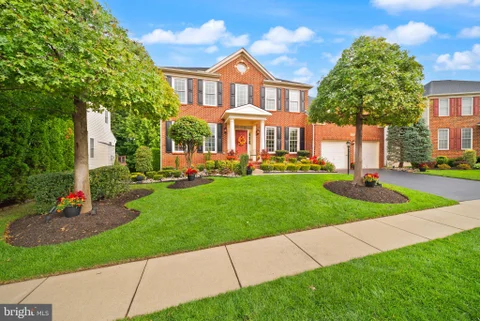 42080 Porch Light Drive, Aldie, VA MLS: VALO2137532
