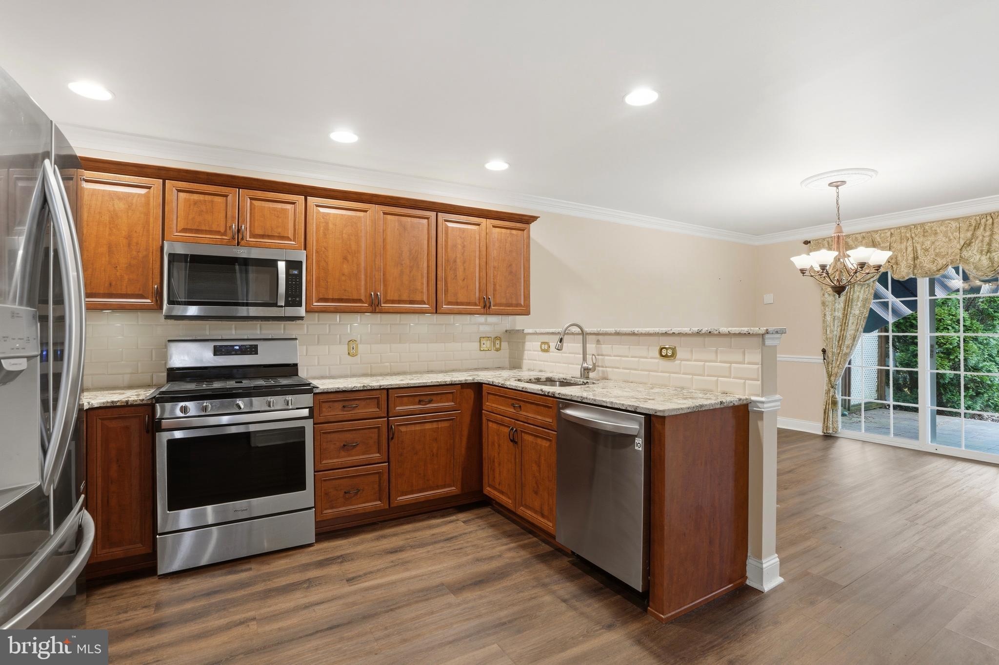 ROLLING MEADOWS - Residential