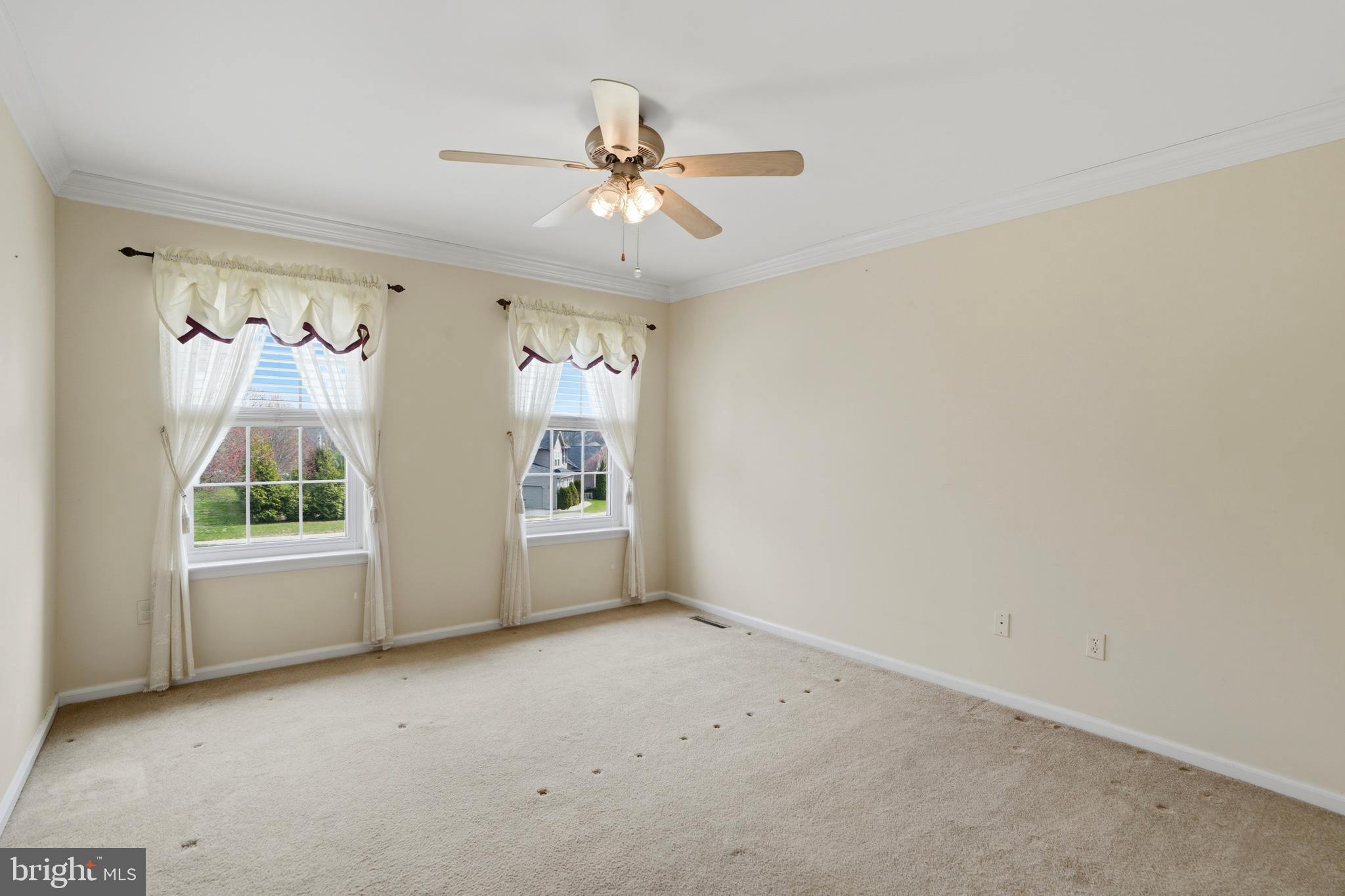 ROLLING MEADOWS - Residential