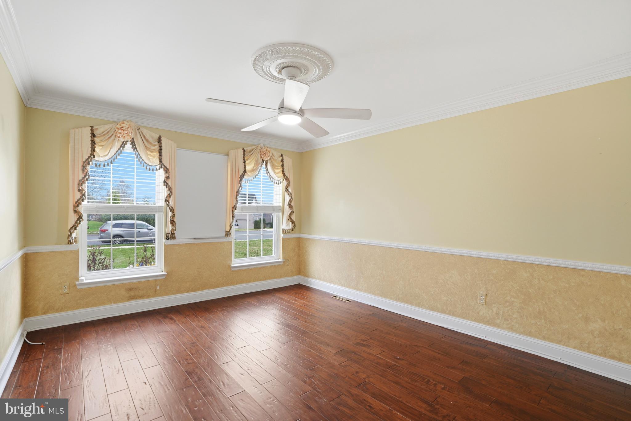 ROLLING MEADOWS - Residential