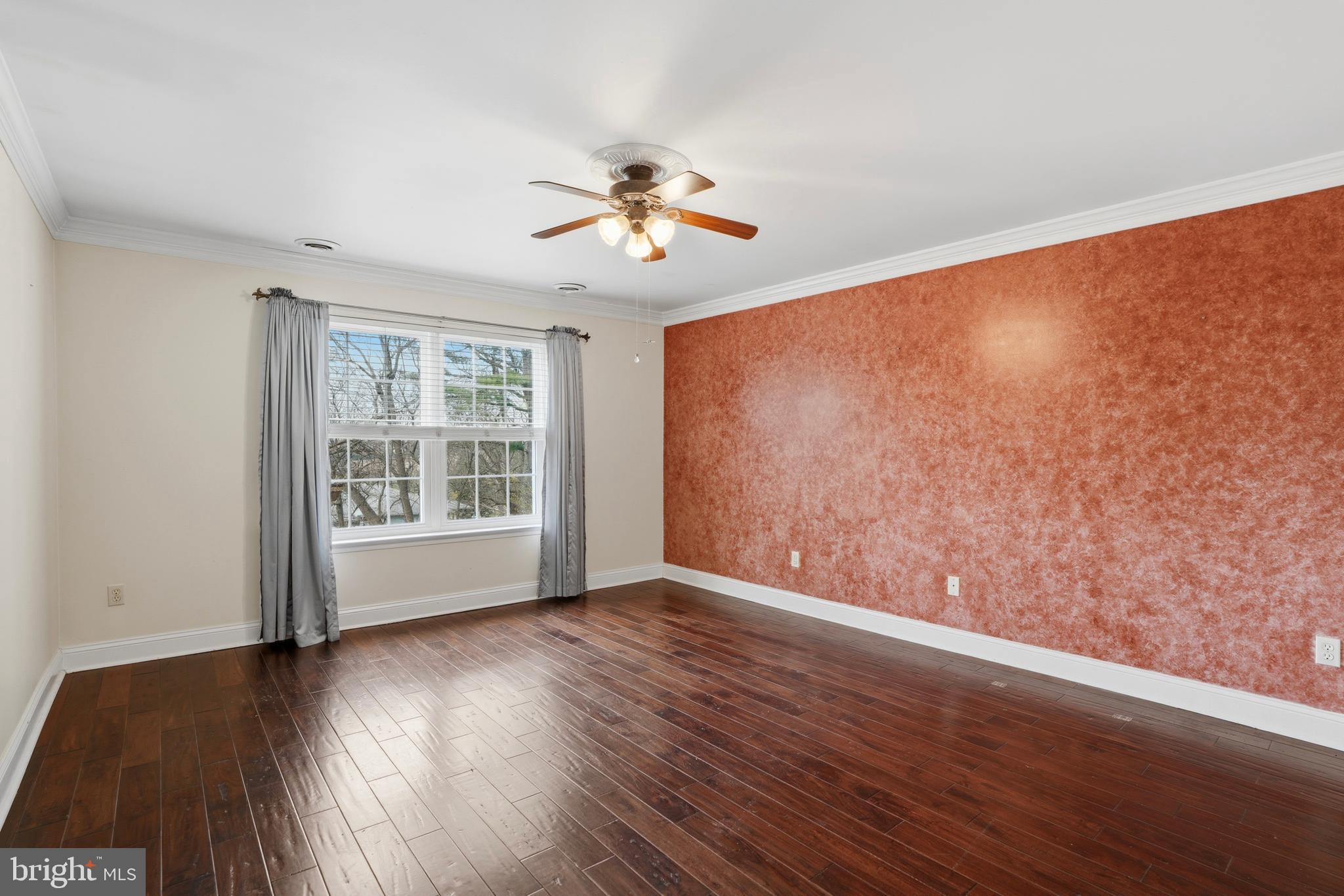 ROLLING MEADOWS - Residential