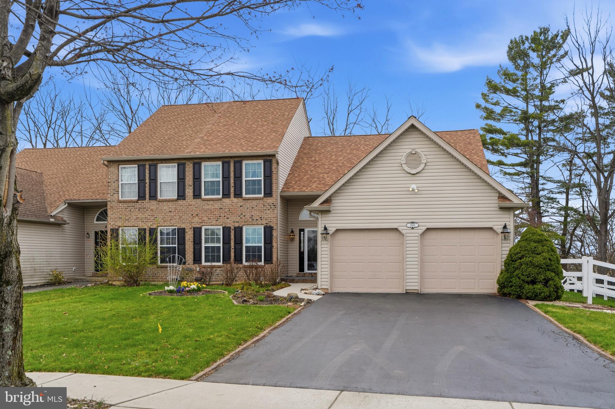 ROLLING MEADOWS - Residential