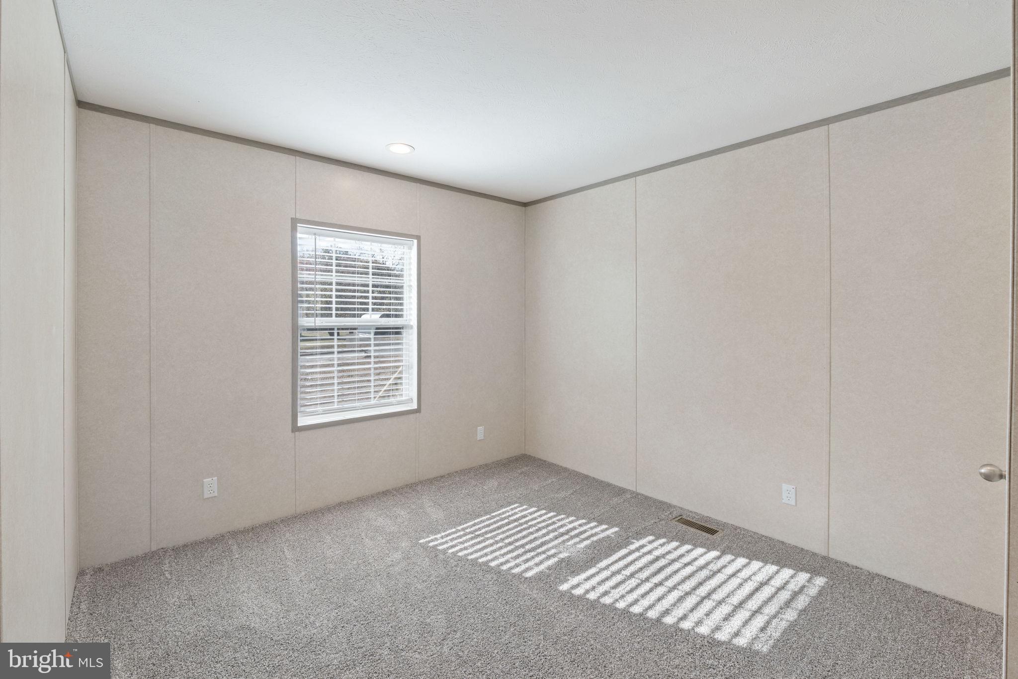 TOWN OF GORDONSVILLE - Residential