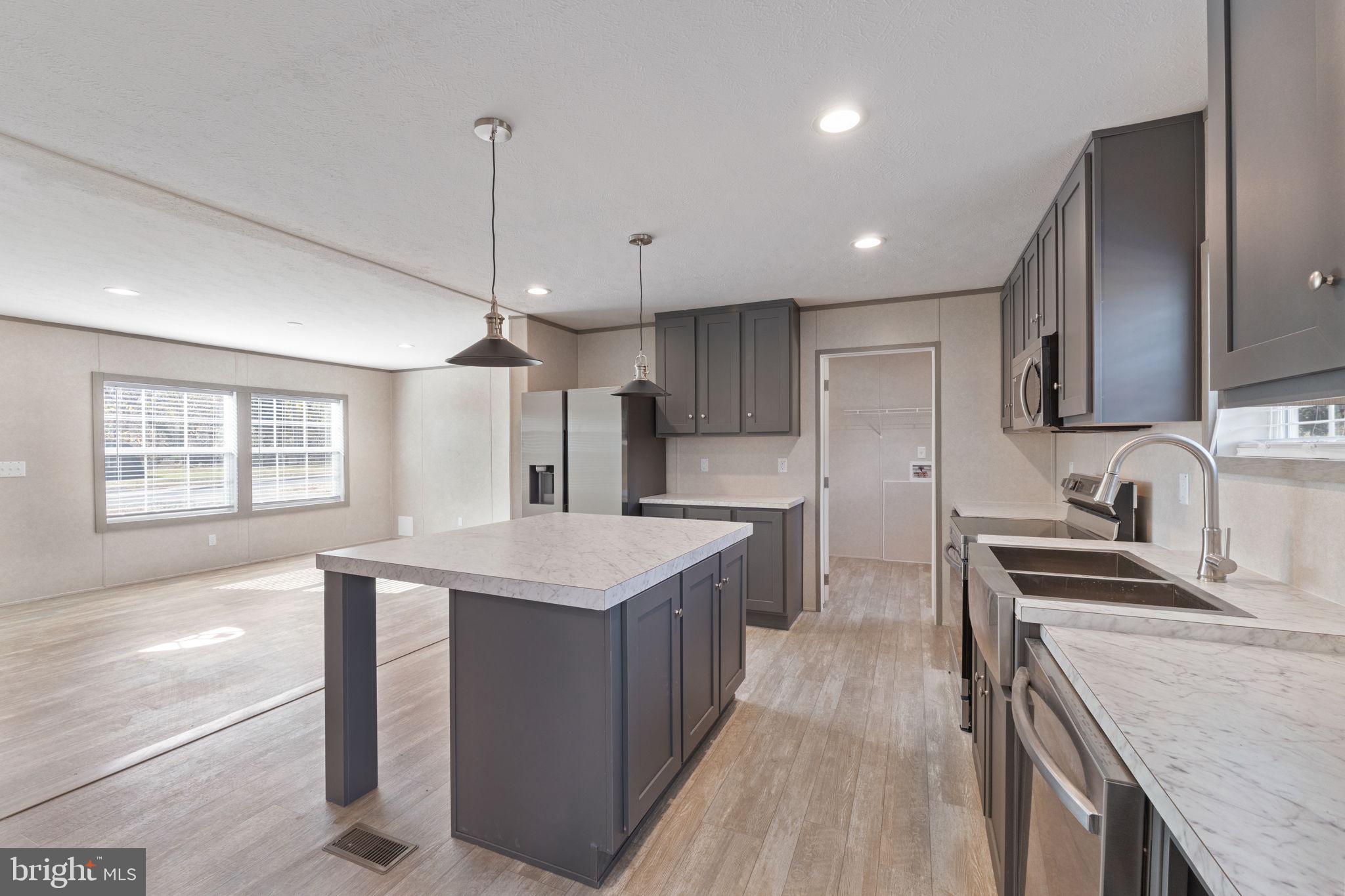 TOWN OF GORDONSVILLE - Residential