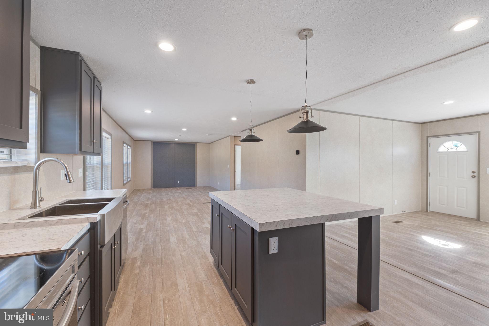 TOWN OF GORDONSVILLE - Residential