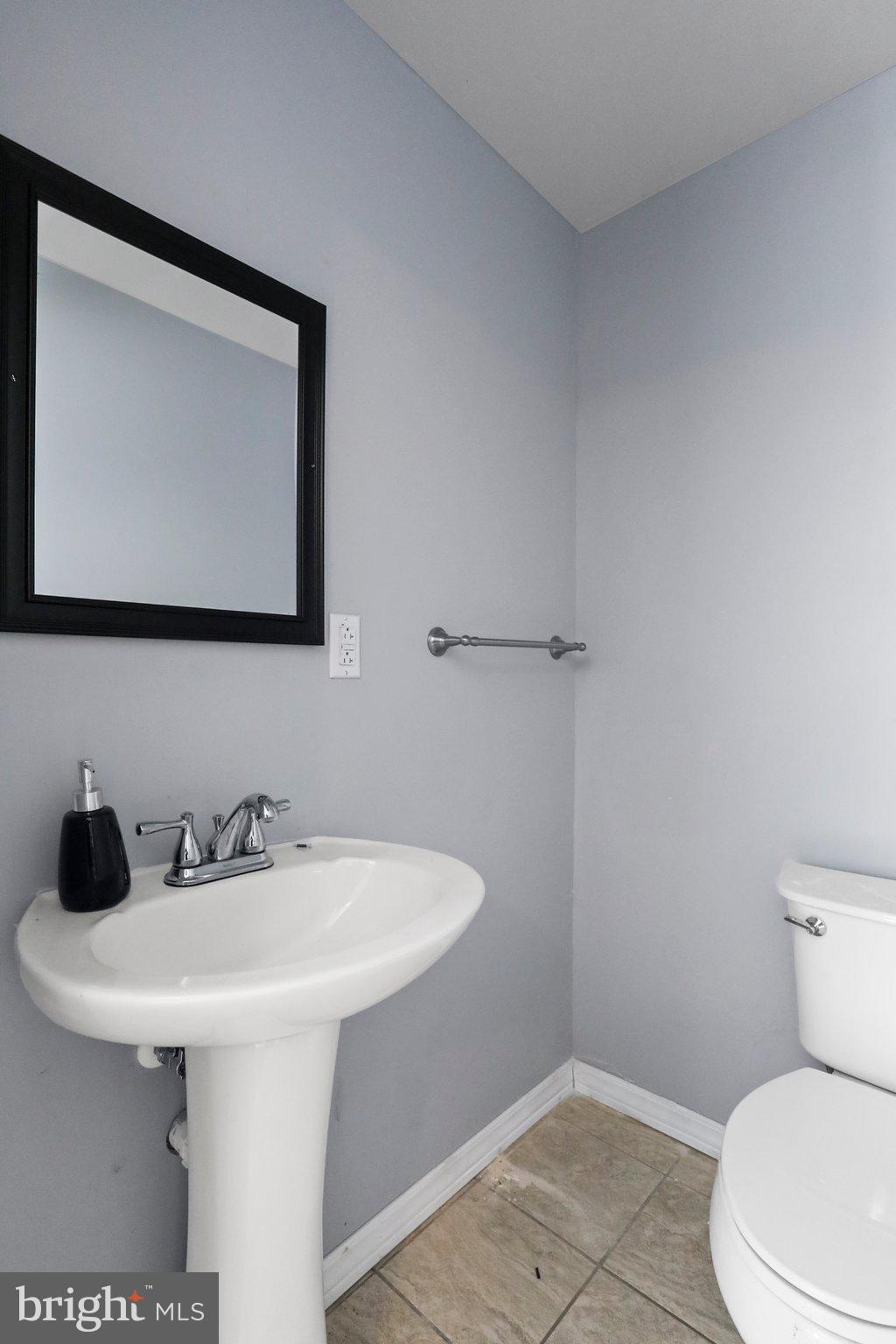 RIVERSIDE VILLAGES - Residential