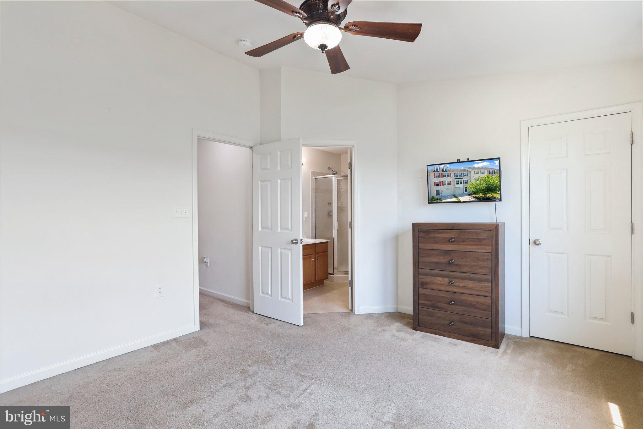 RIVERSIDE VILLAGES - Residential