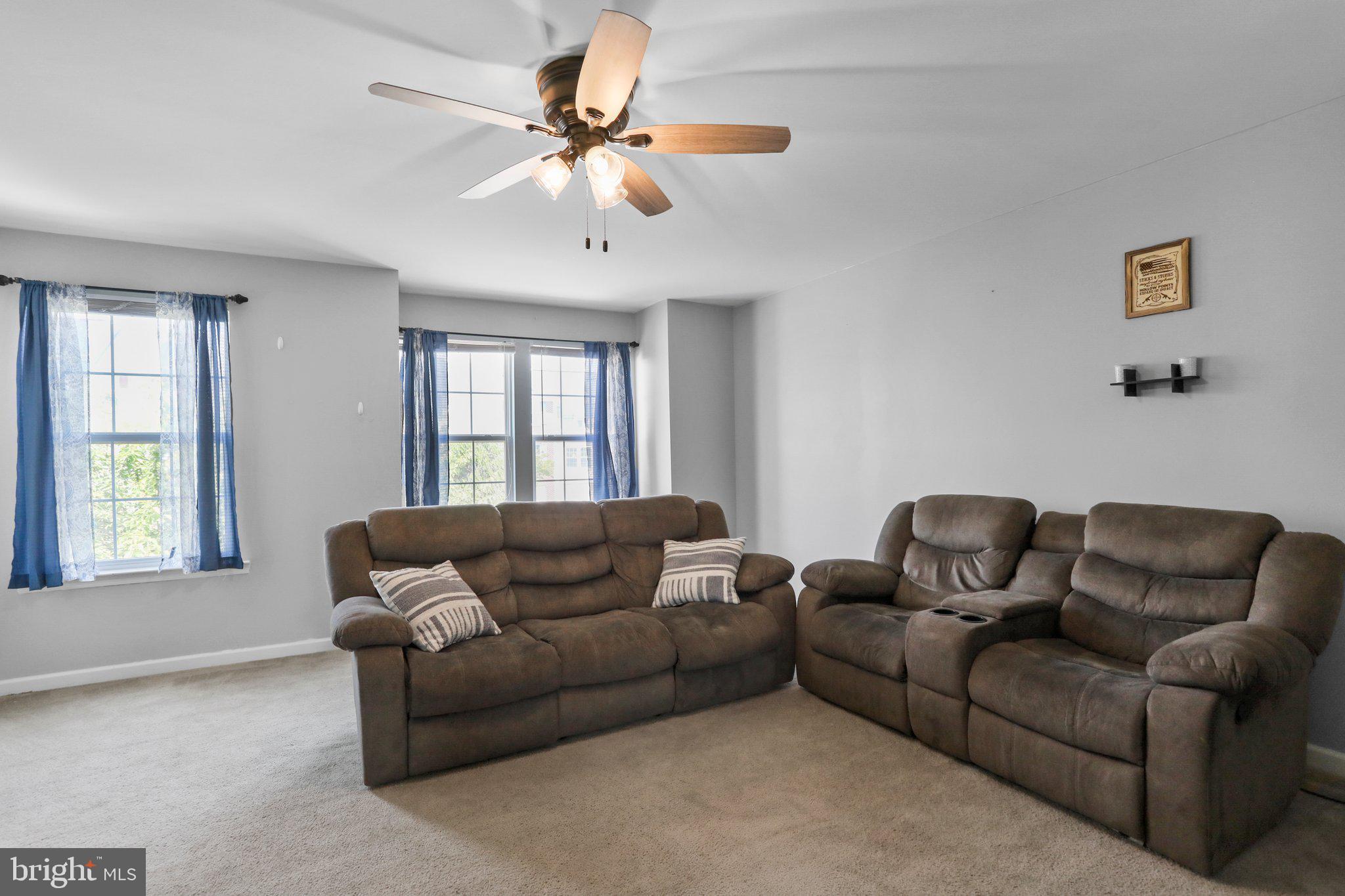 RIVERSIDE VILLAGES - Residential