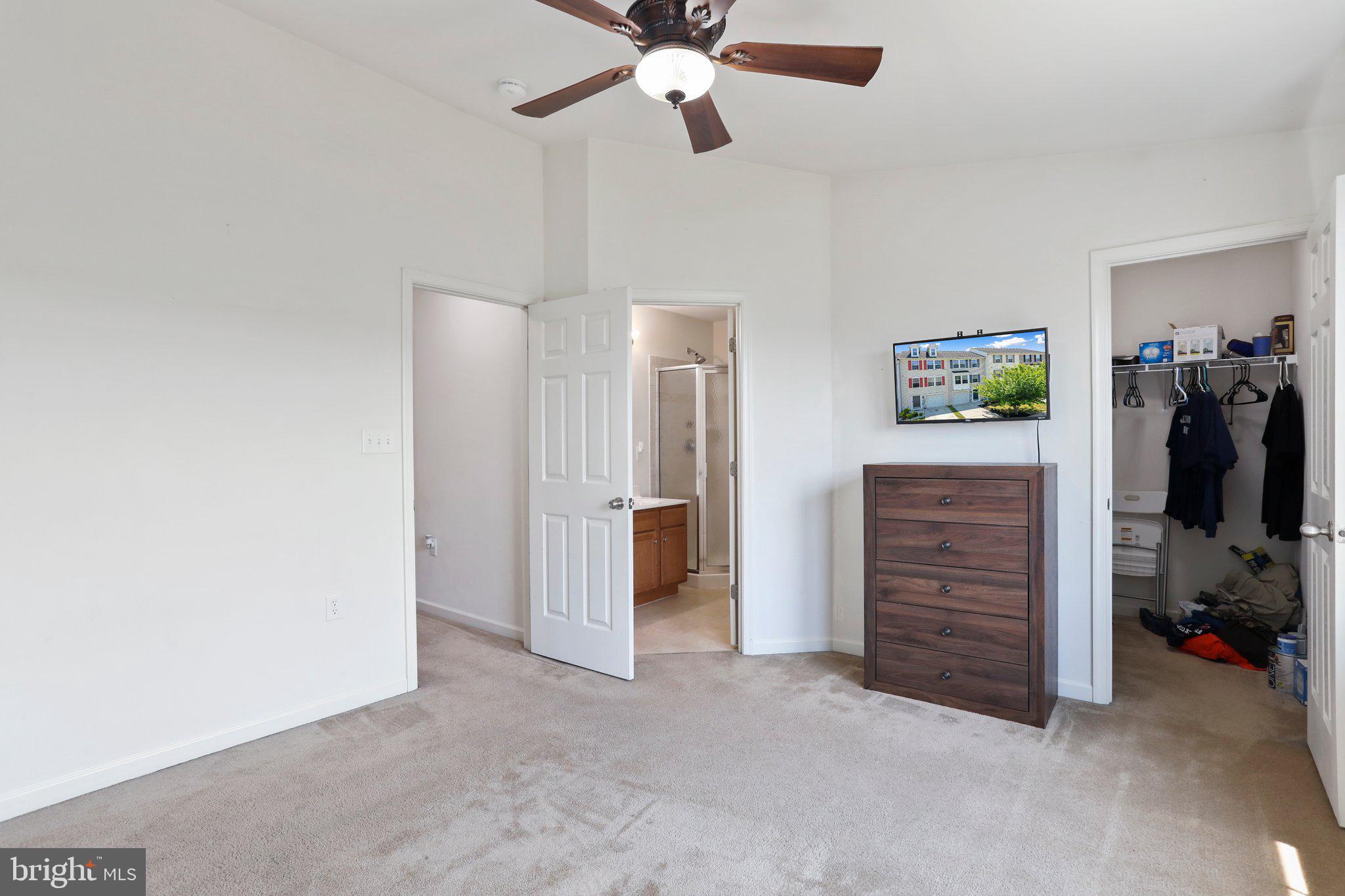 RIVERSIDE VILLAGES - Residential