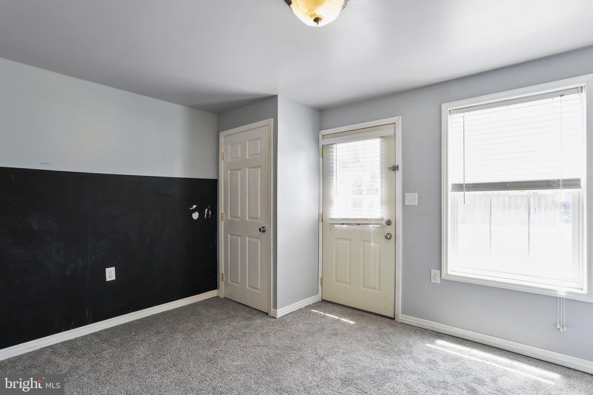 RIVERSIDE VILLAGES - Residential