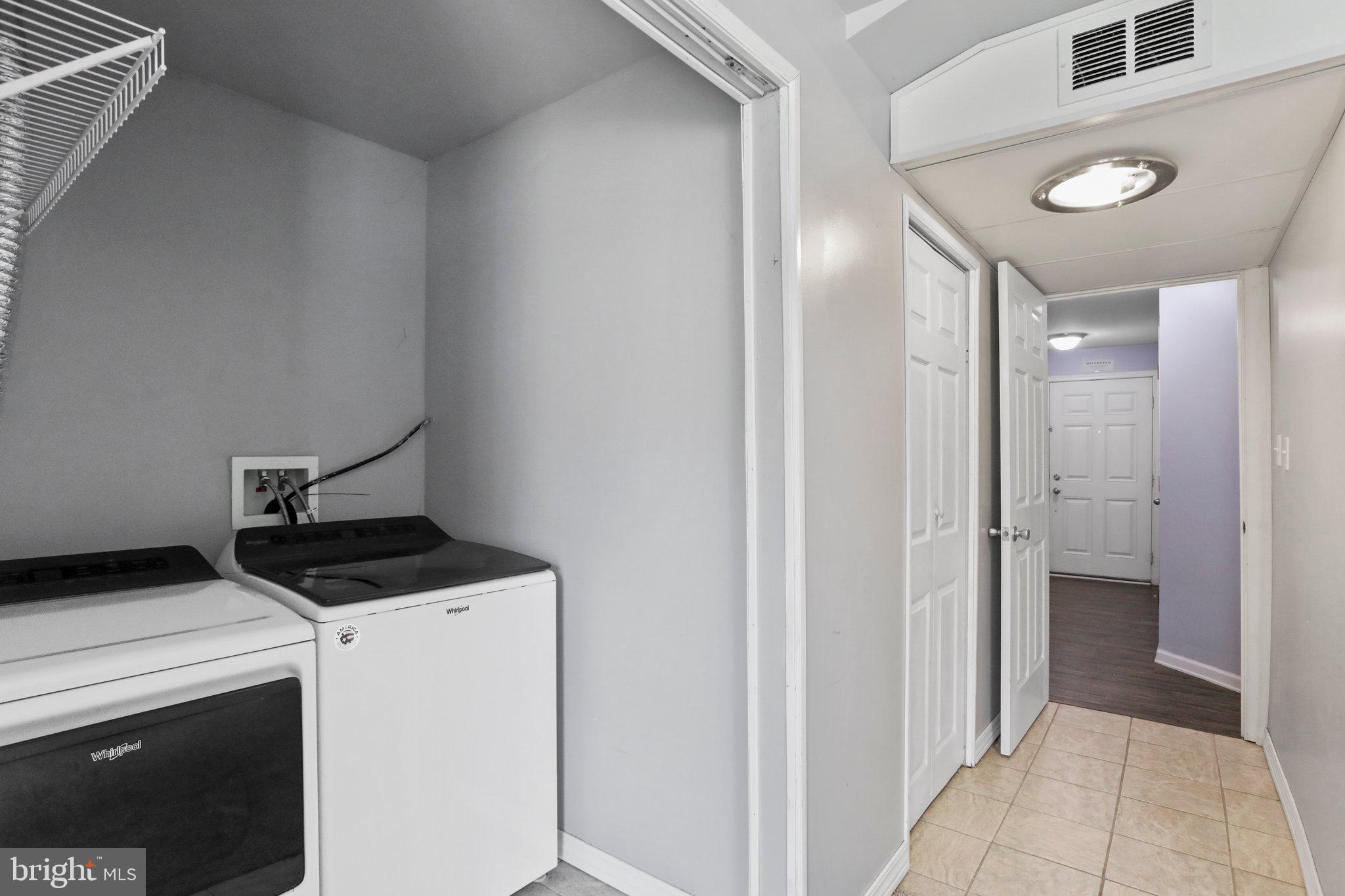 RIVERSIDE VILLAGES - Residential