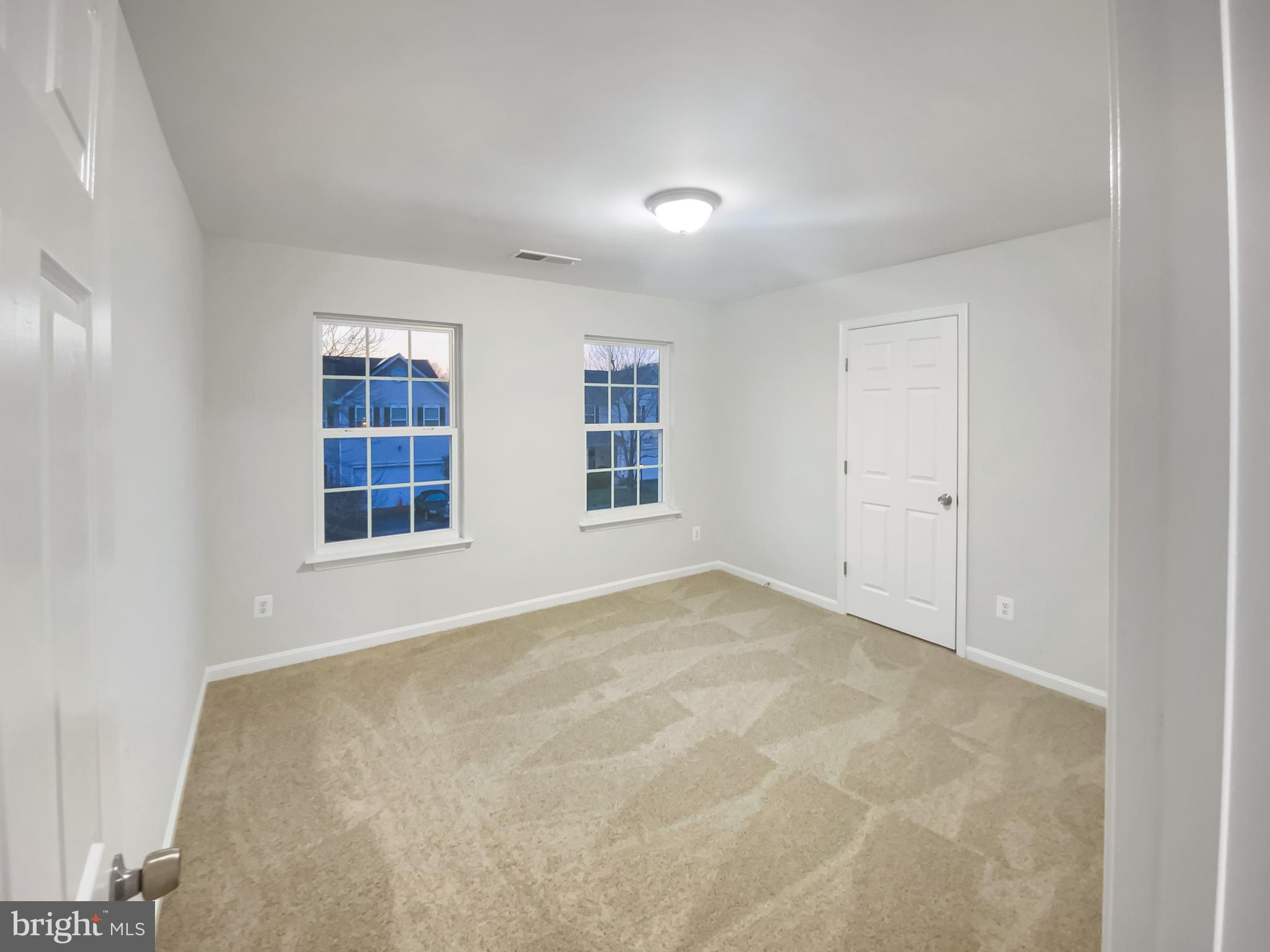 RIVER WALK - Residential