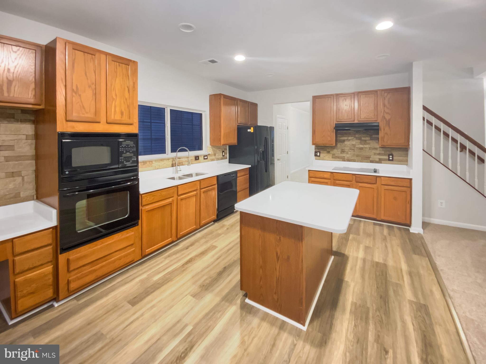 RIVER WALK - Residential