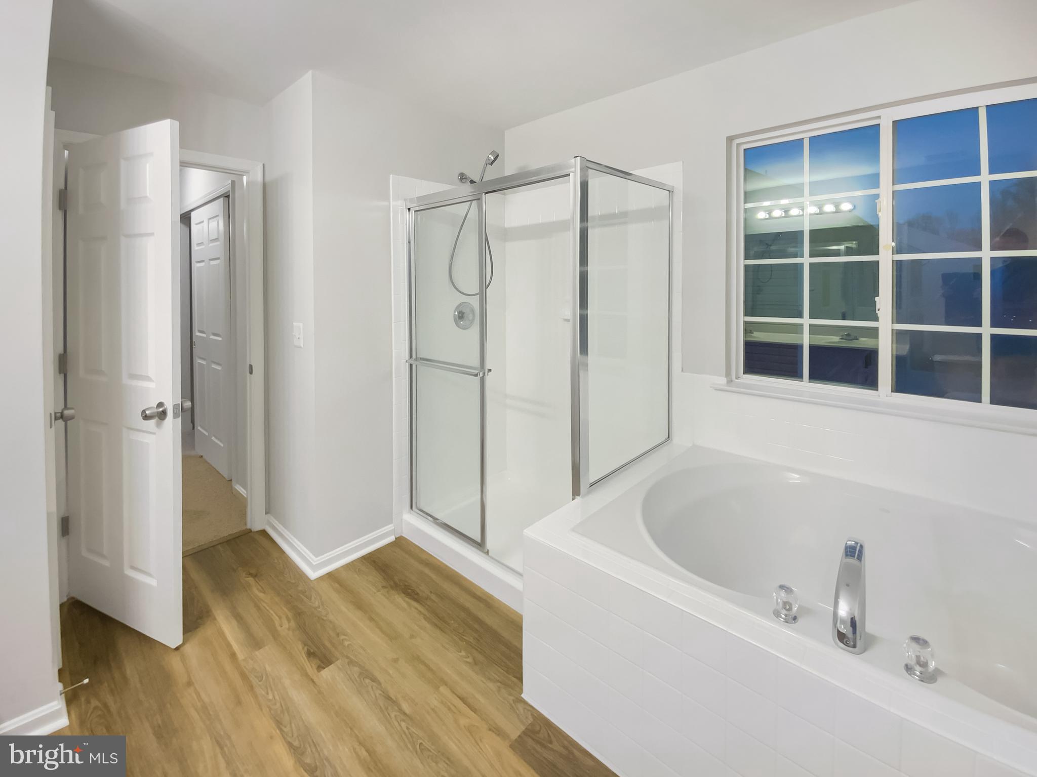 RIVER WALK - Residential