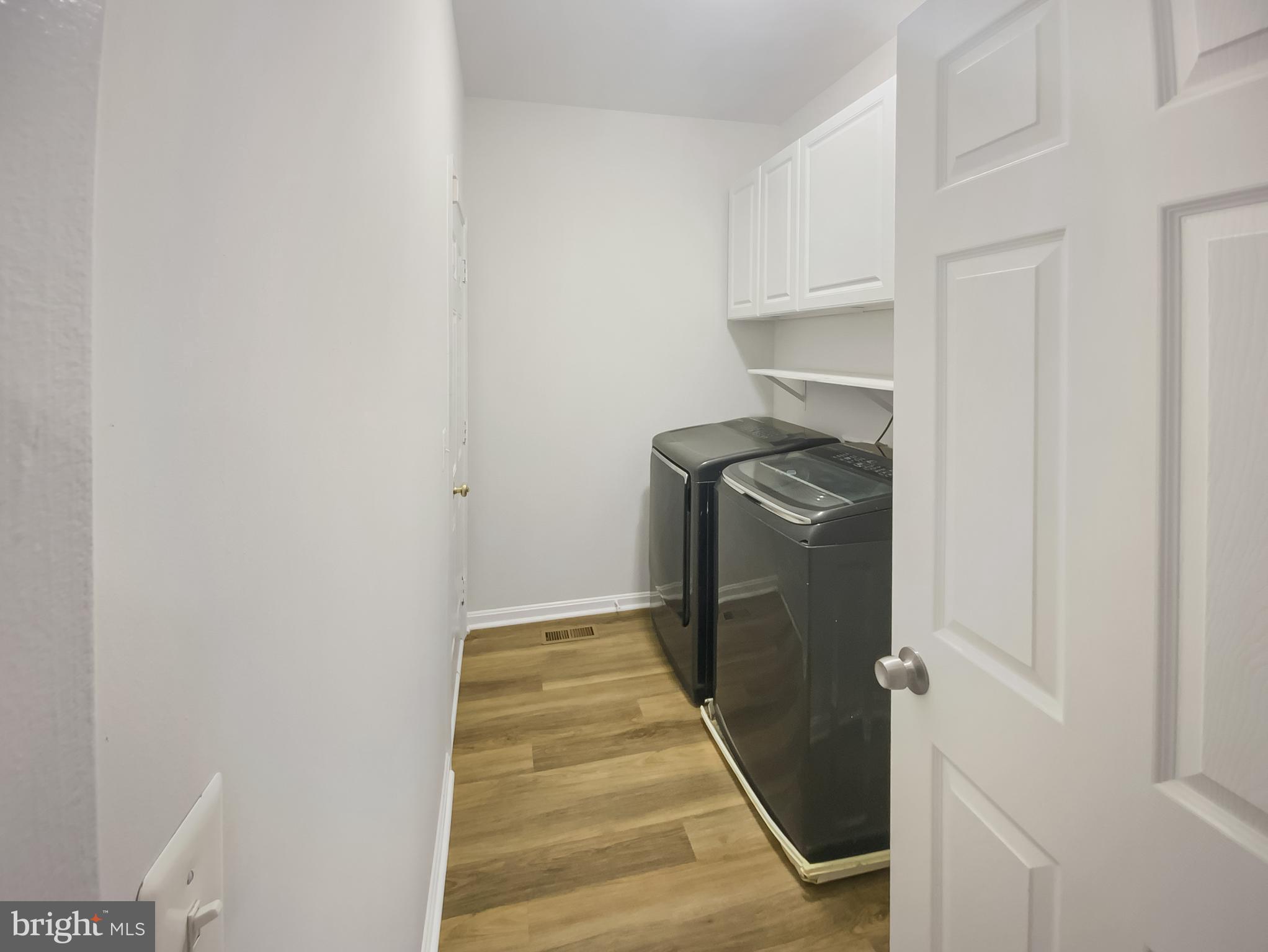 RIVER WALK - Residential