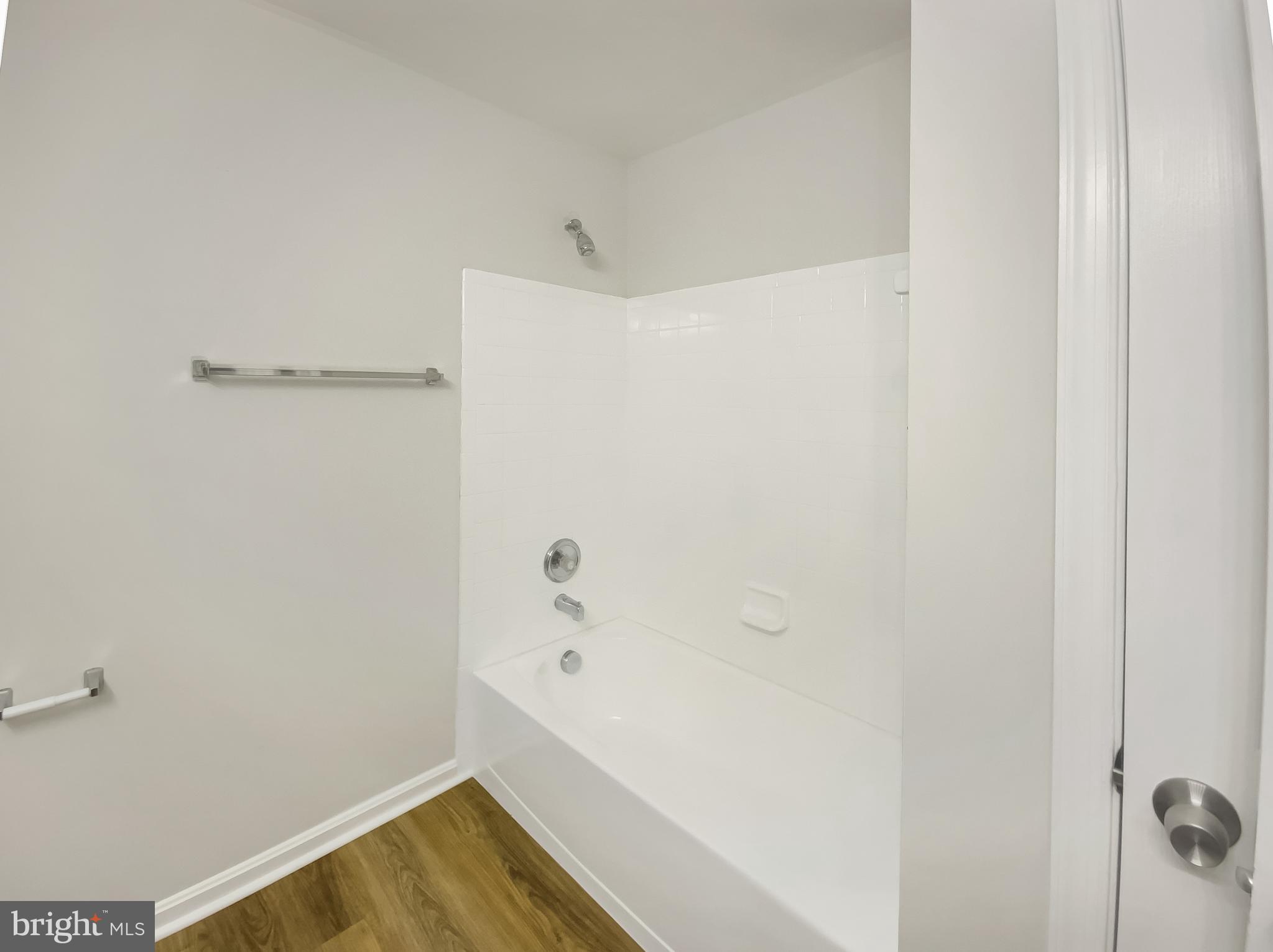 RIVER WALK - Residential