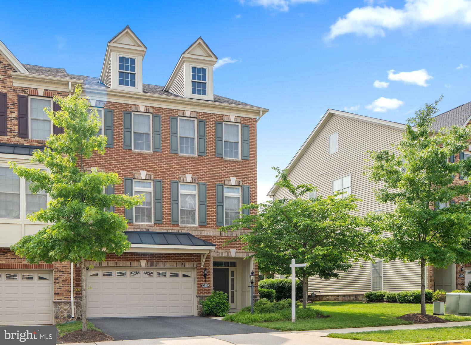22559 WINDSOR LOCKS SQUARE