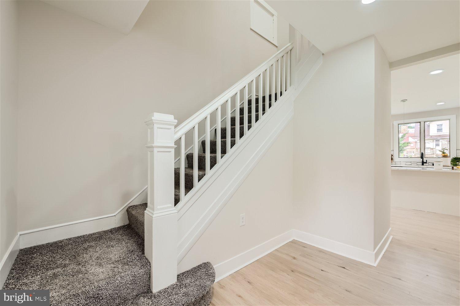 GOVANS - Residential Lease