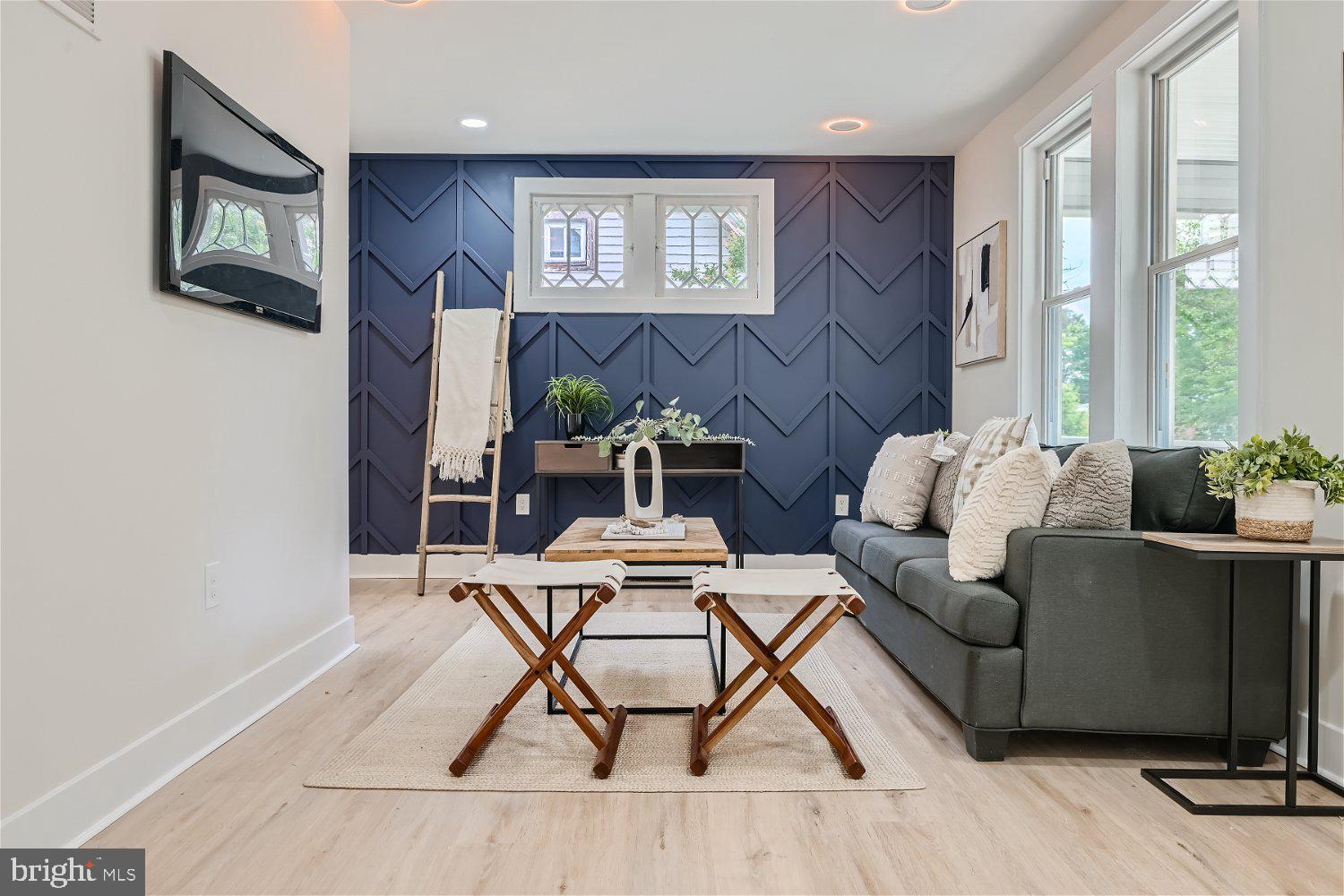 GOVANS - Residential Lease