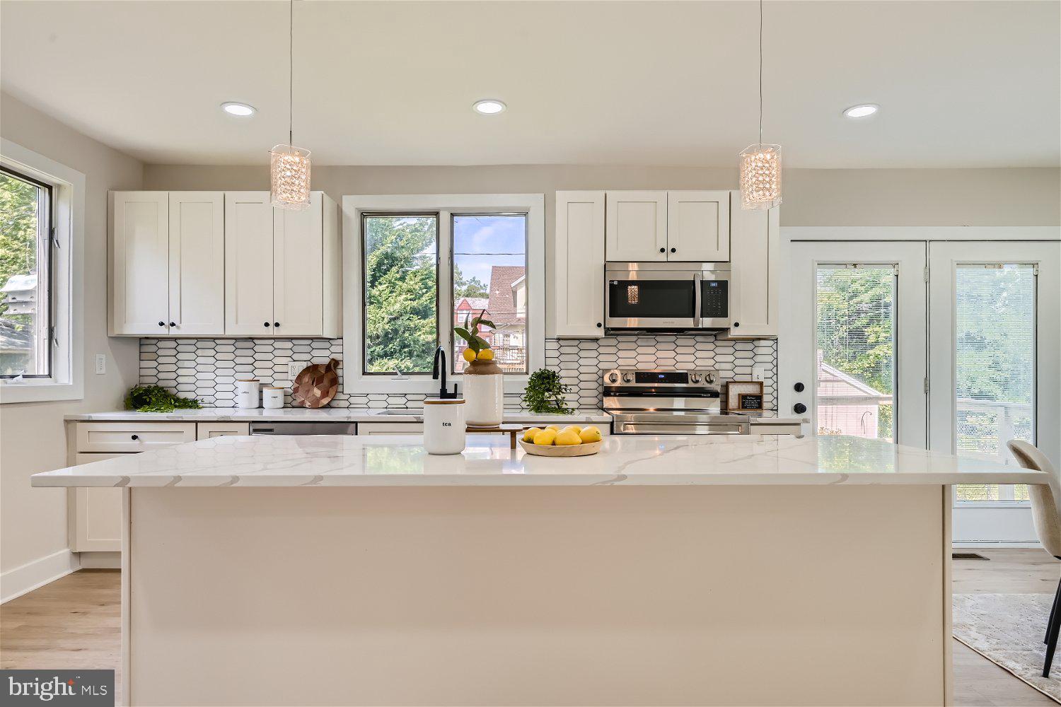 GOVANS - Residential Lease