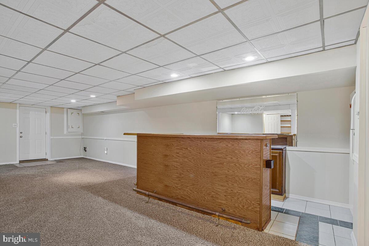 KINSLOUCH FARMS - Residential