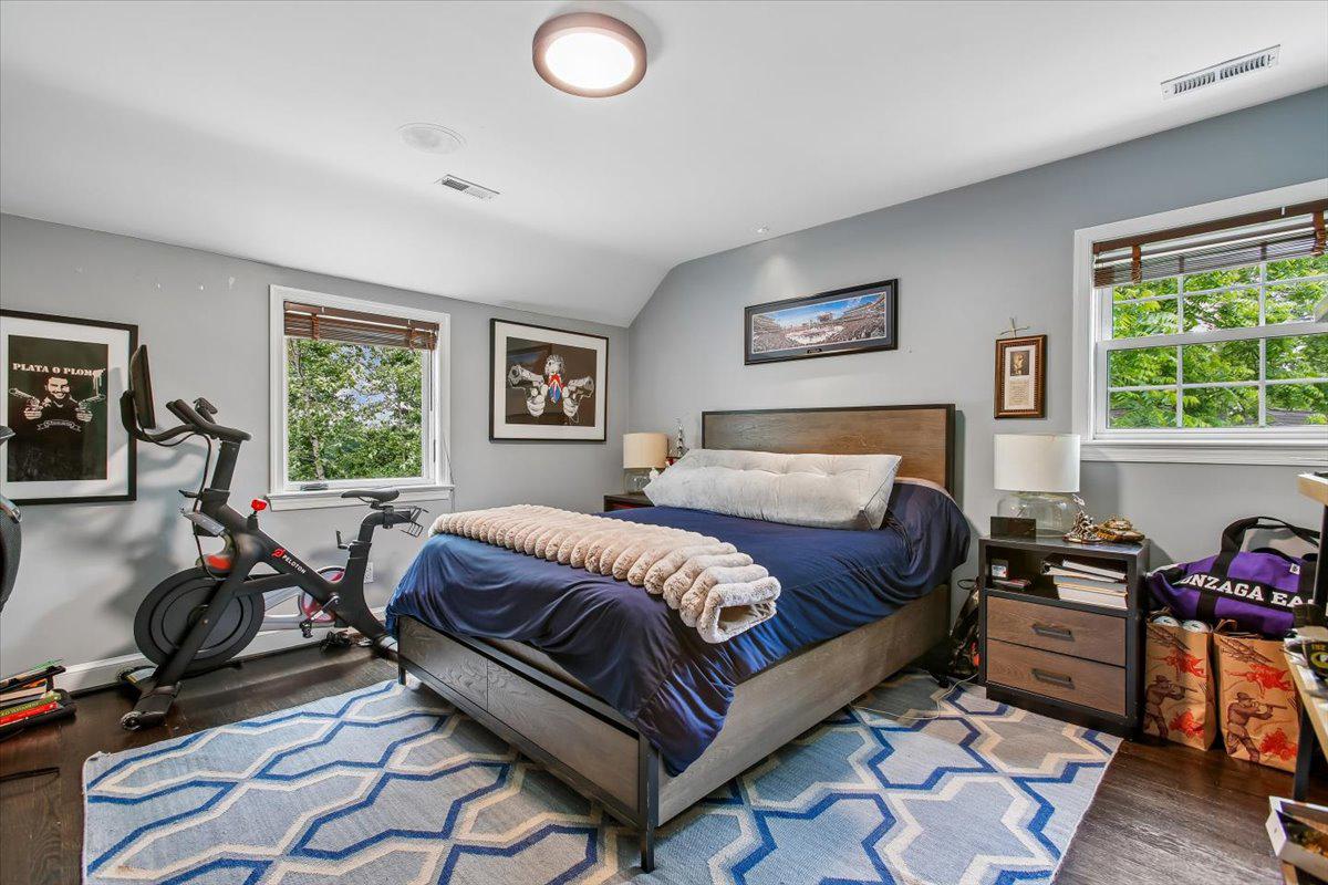 BEVERLEY HILLS - Residential