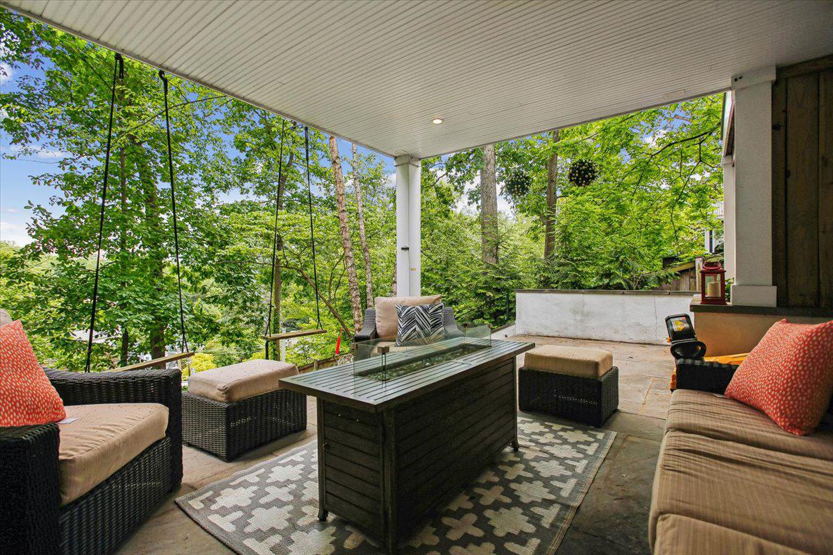 BEVERLEY HILLS - Residential