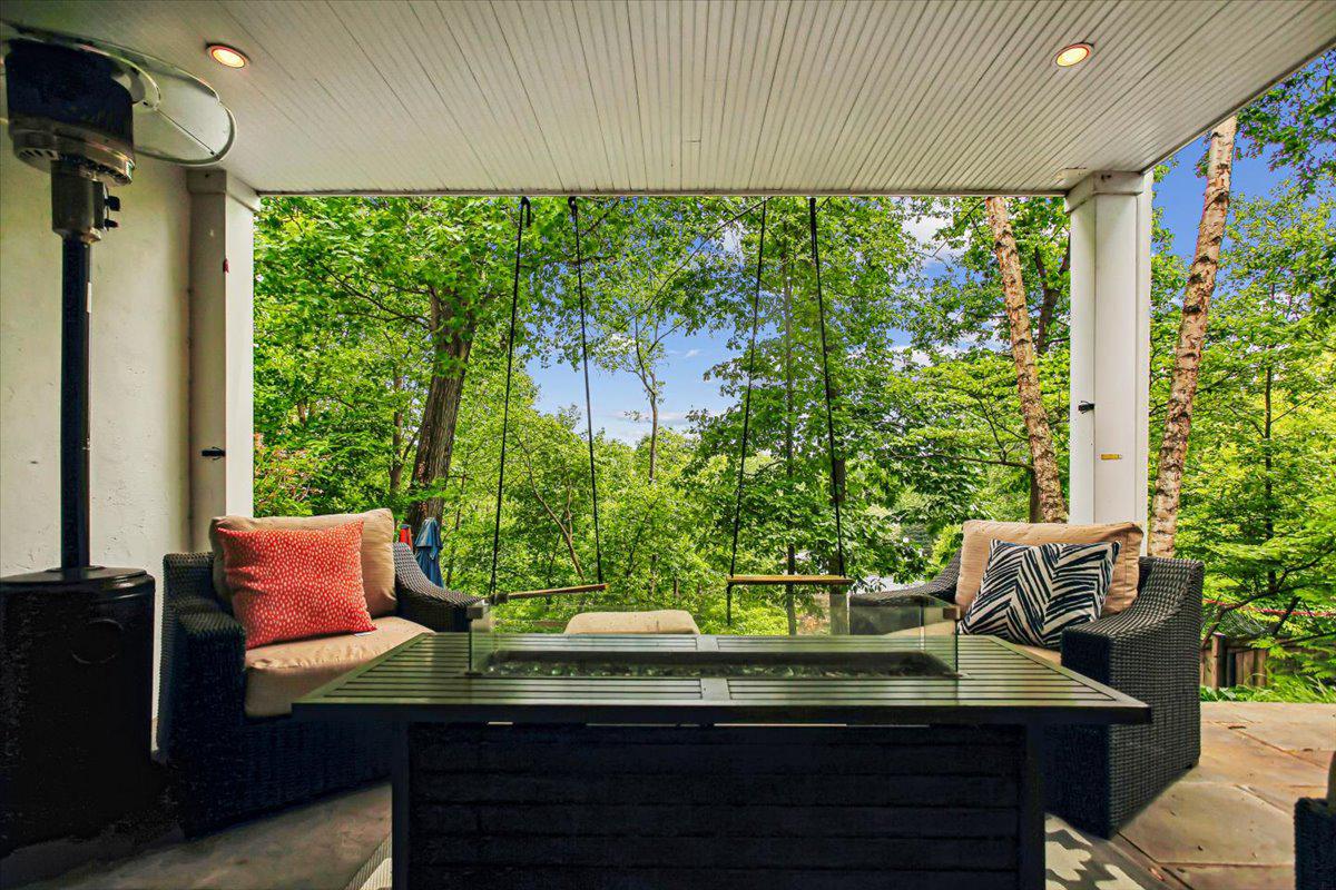 BEVERLEY HILLS - Residential