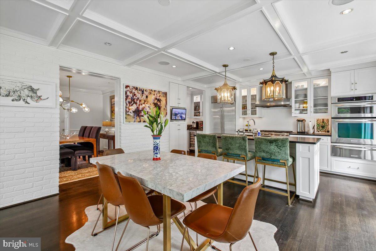 BEVERLEY HILLS - Residential