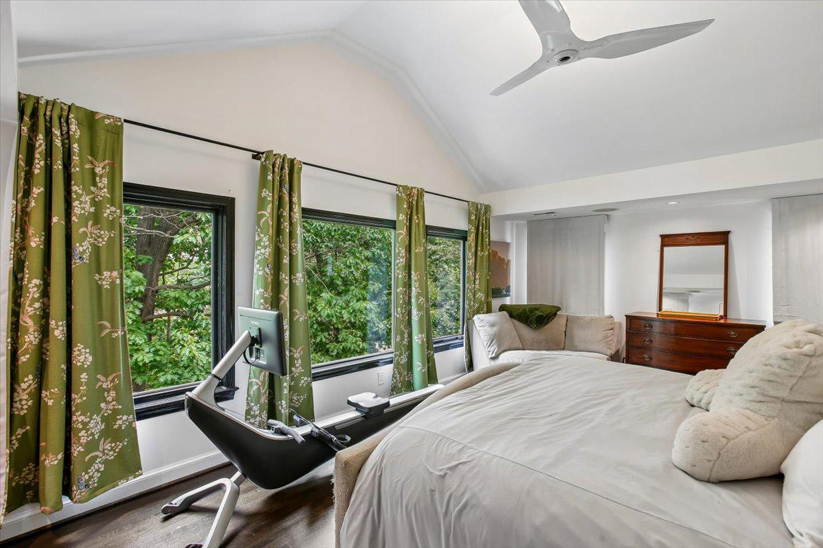 BEVERLEY HILLS - Residential