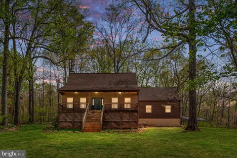 8135 Moormont Rd, Rapidan, VA MLS: VAOR2009398