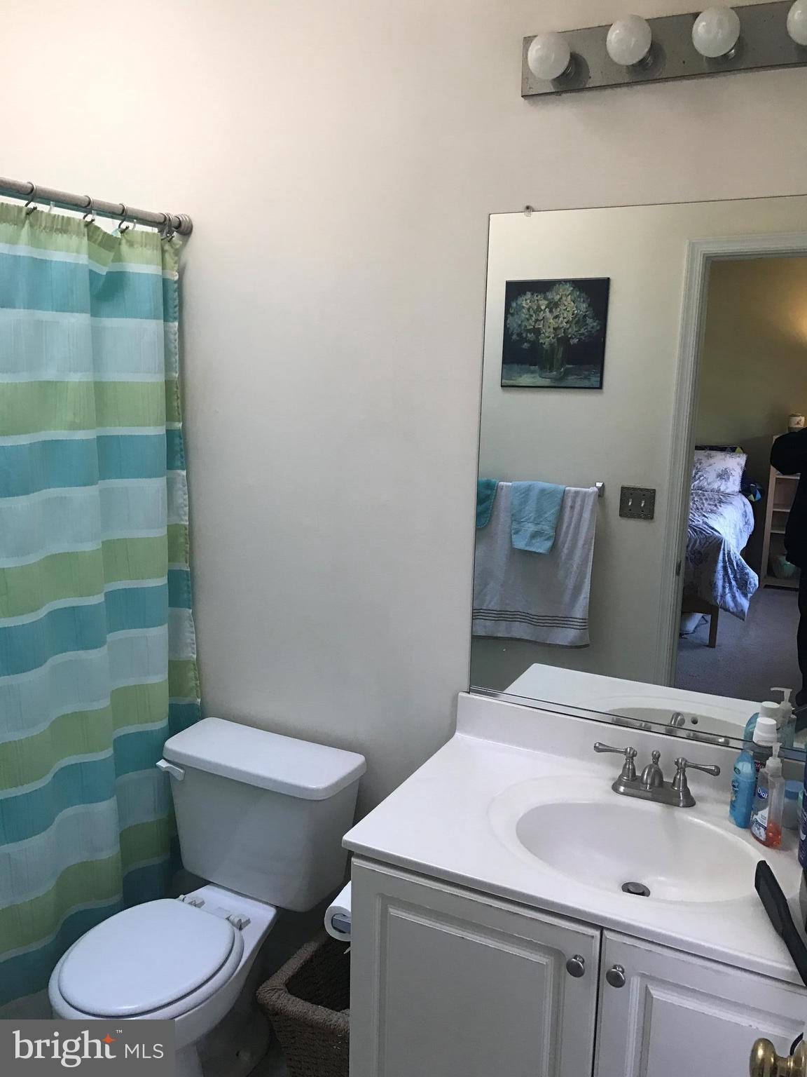 STONEHAVEN MEWS IN CROFTON VILLAGE - Residential