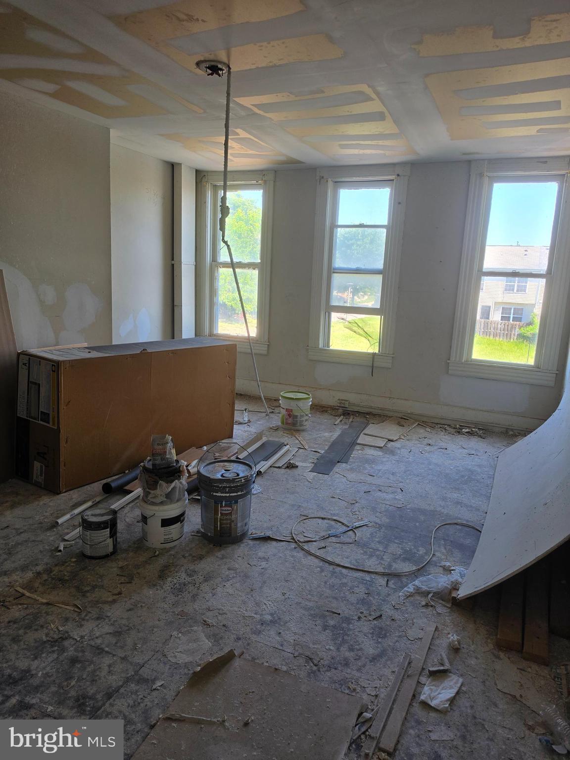 SANDTOWN-WINCHESTER - Residential