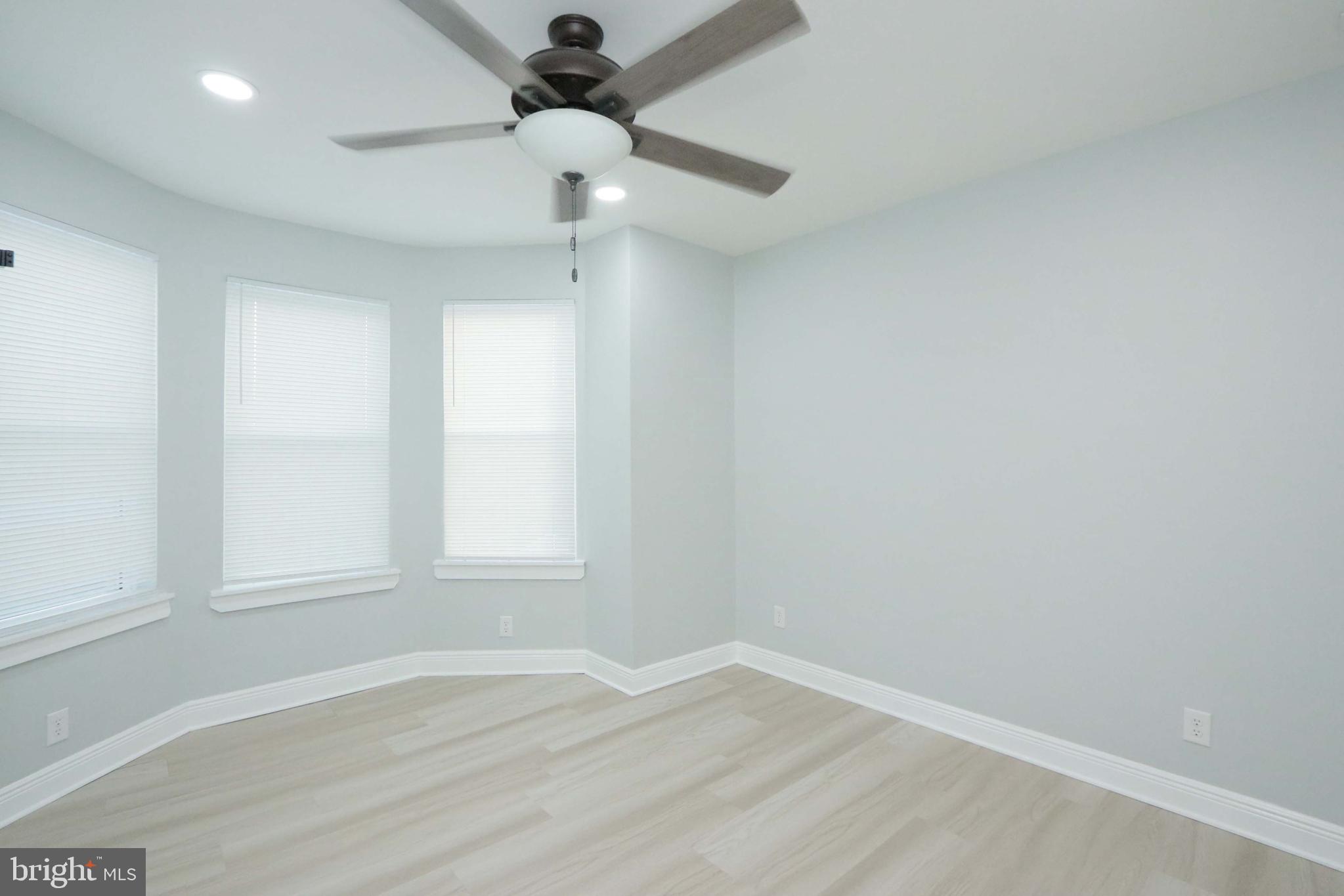 PORT RICHMOND - Residential