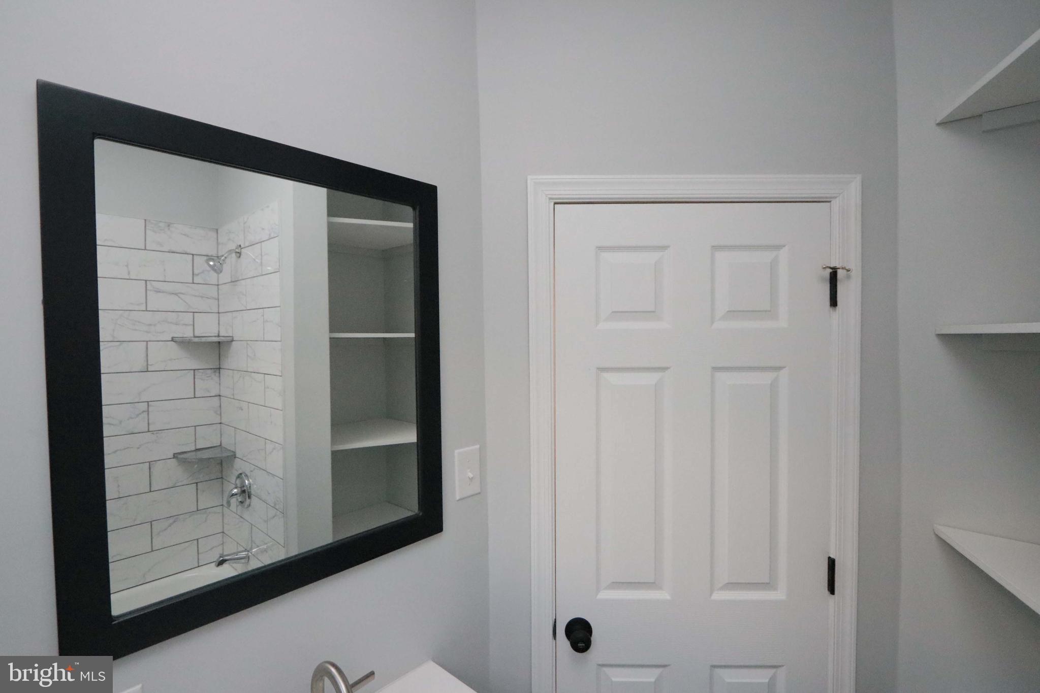 PORT RICHMOND - Residential