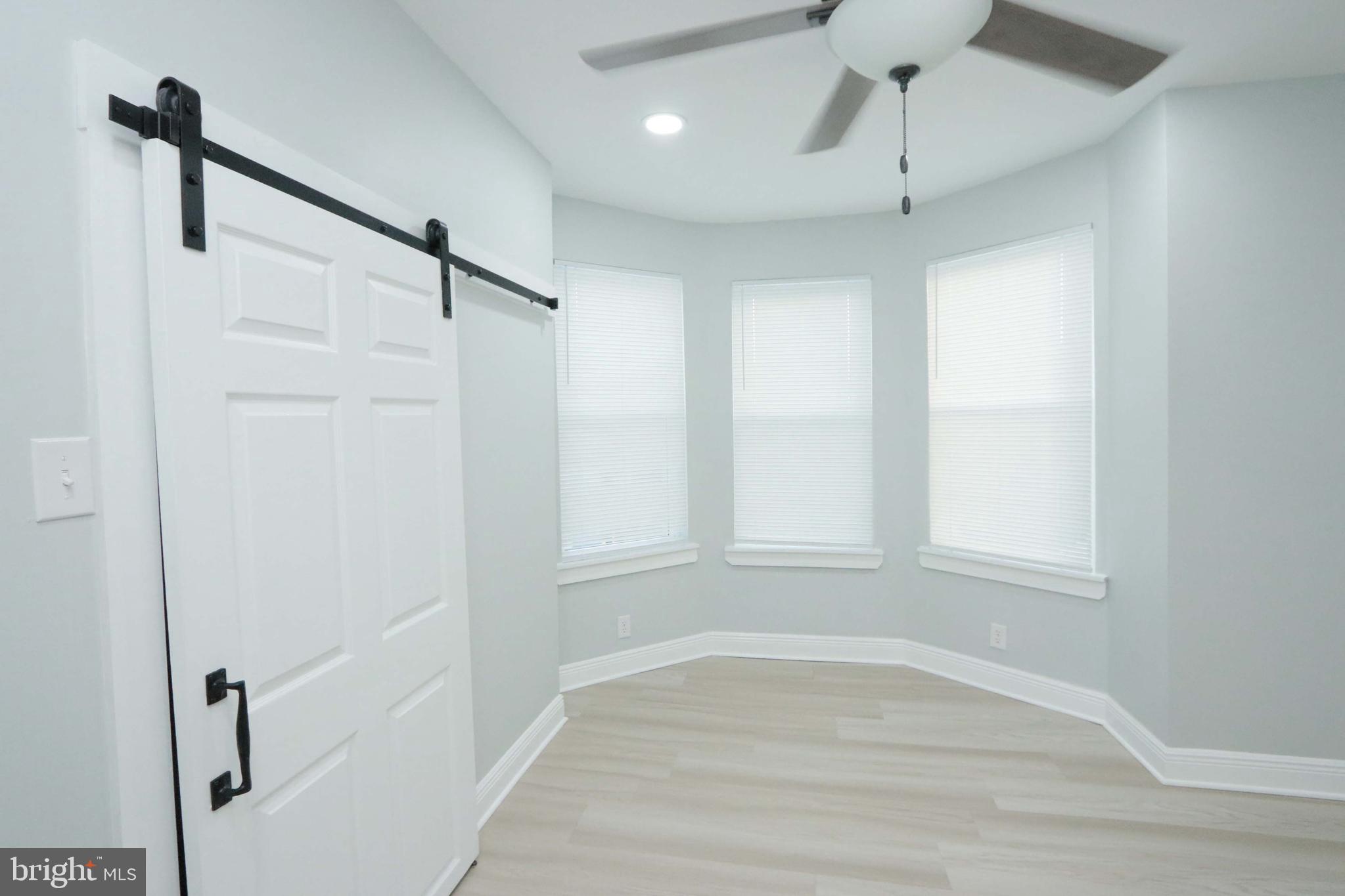 PORT RICHMOND - Residential