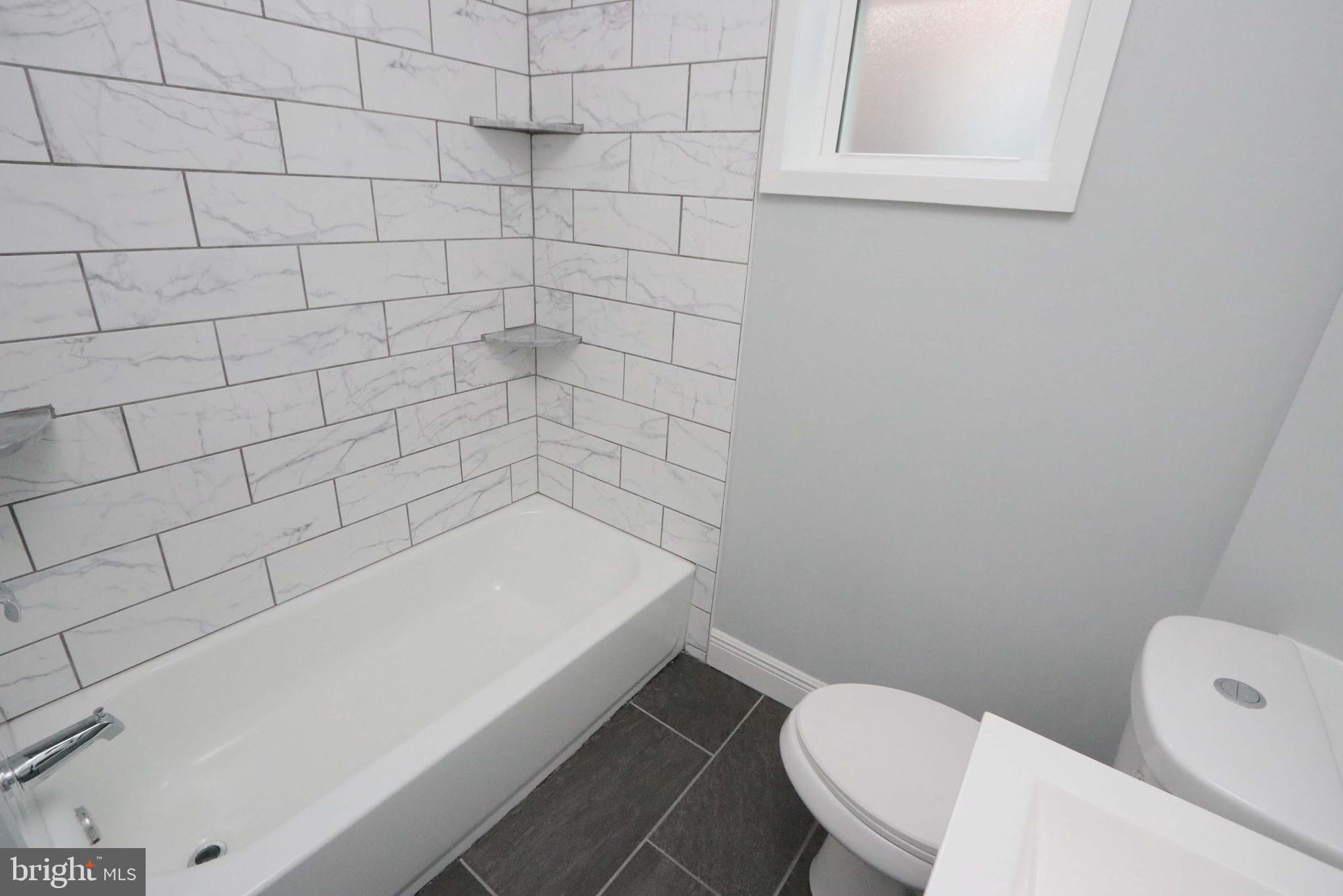 PORT RICHMOND - Residential