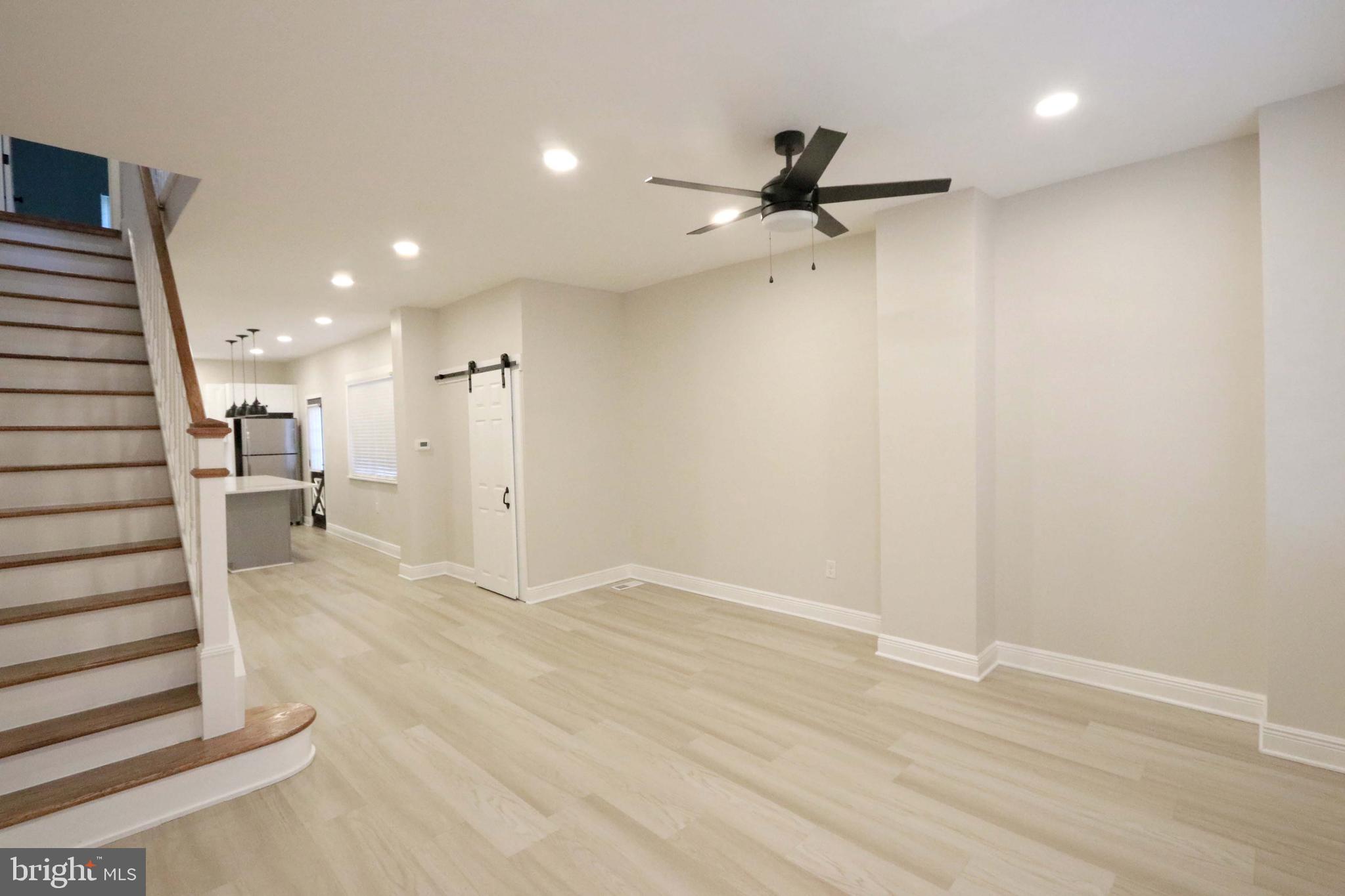 PORT RICHMOND - Residential