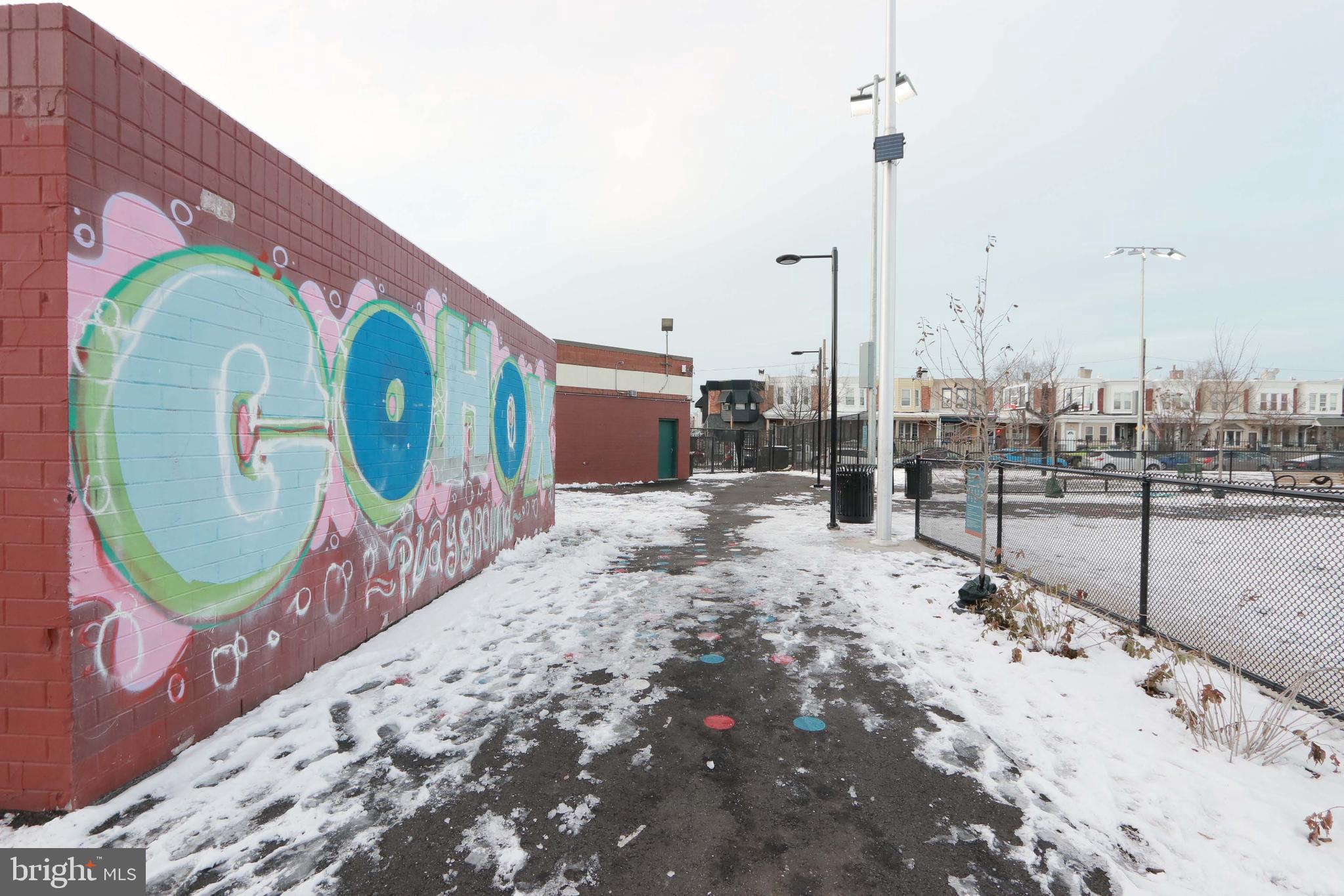 PORT RICHMOND - Residential