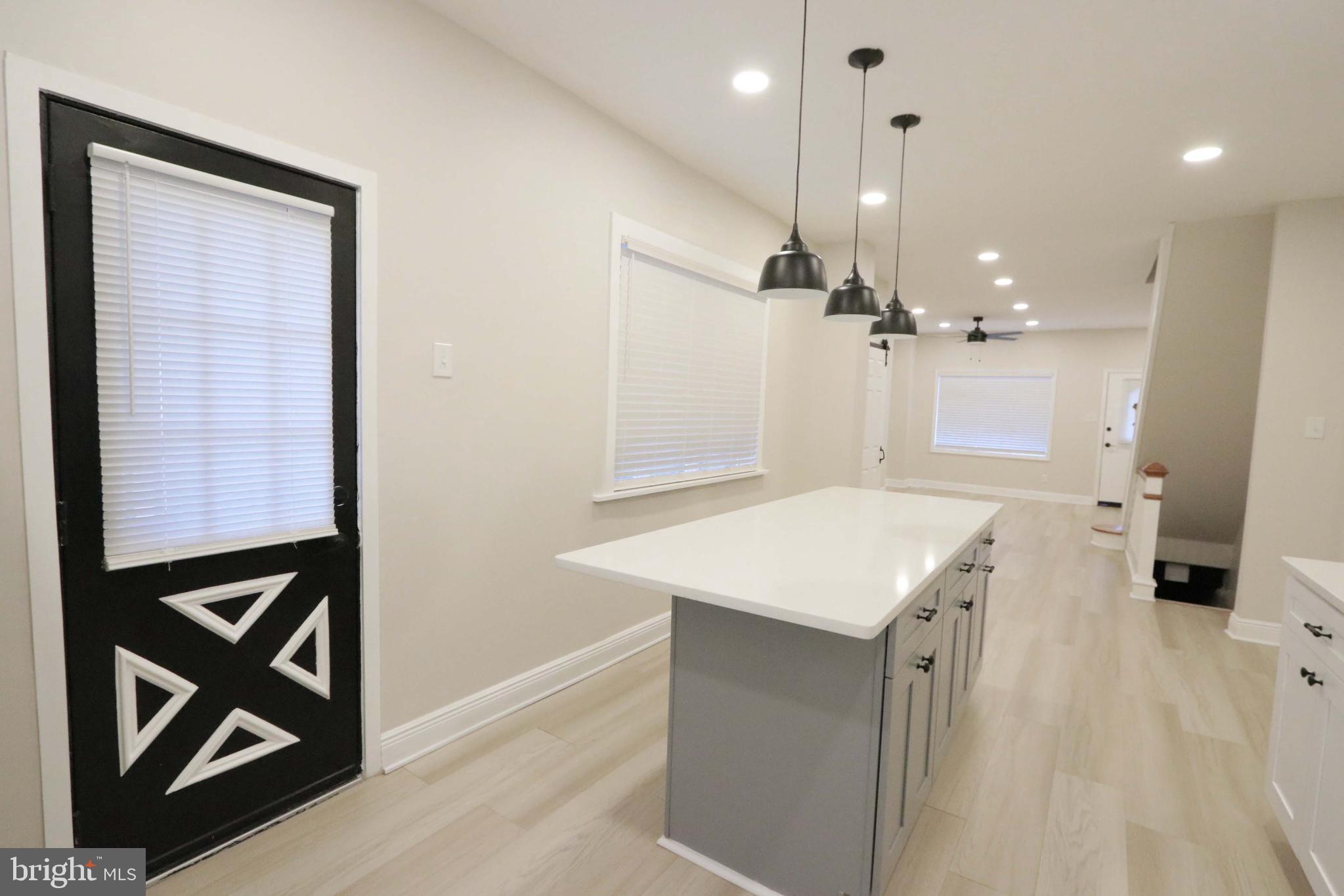 PORT RICHMOND - Residential