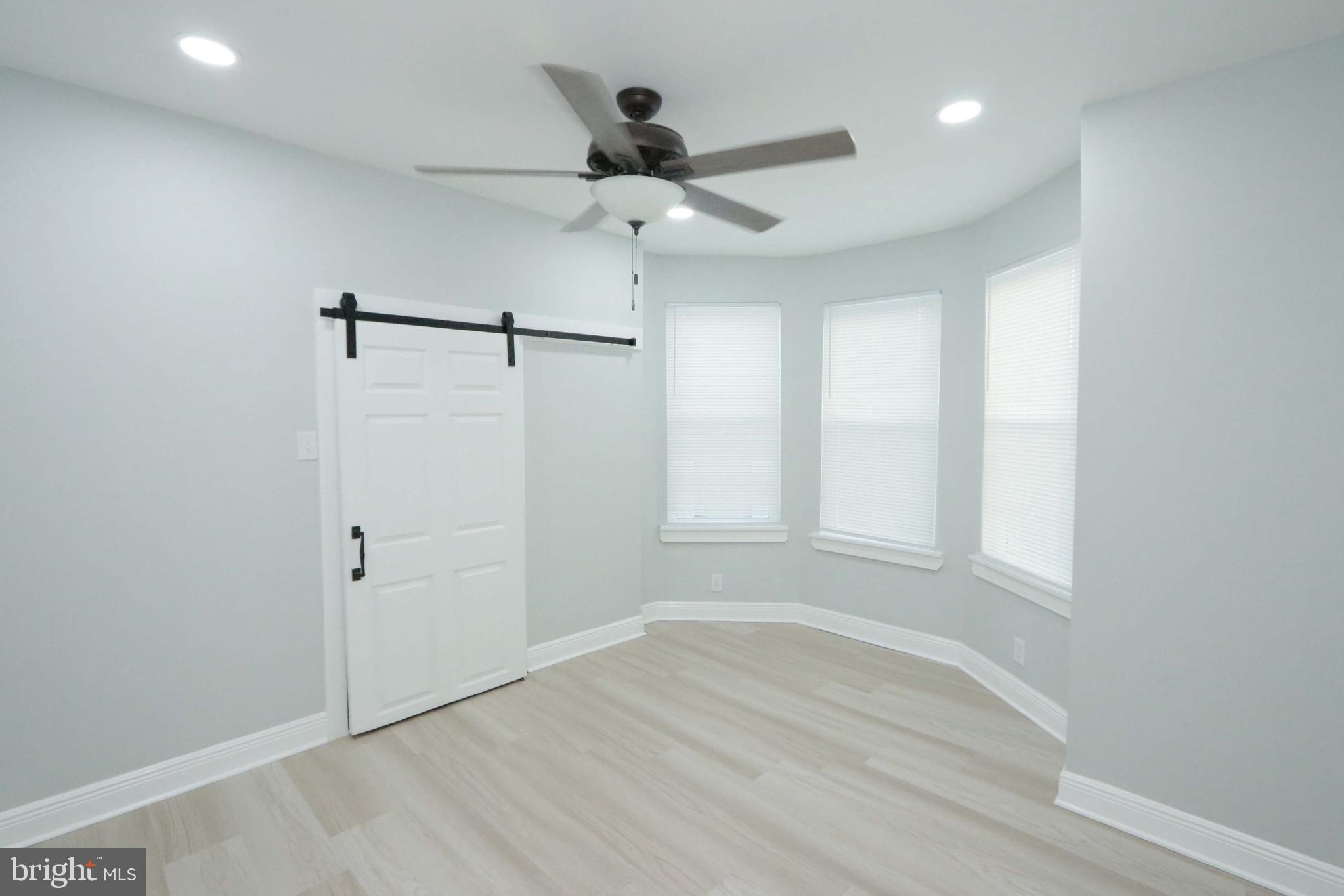 PORT RICHMOND - Residential