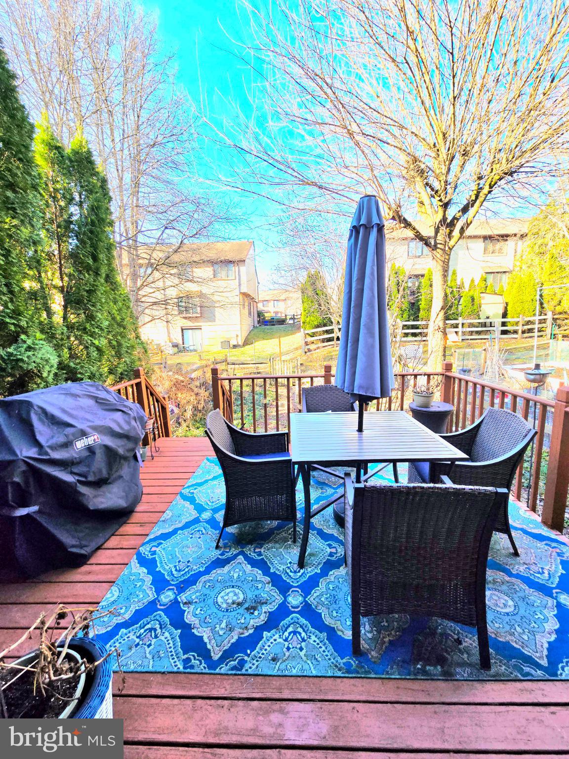 VILLAGE SHIRES - Residential