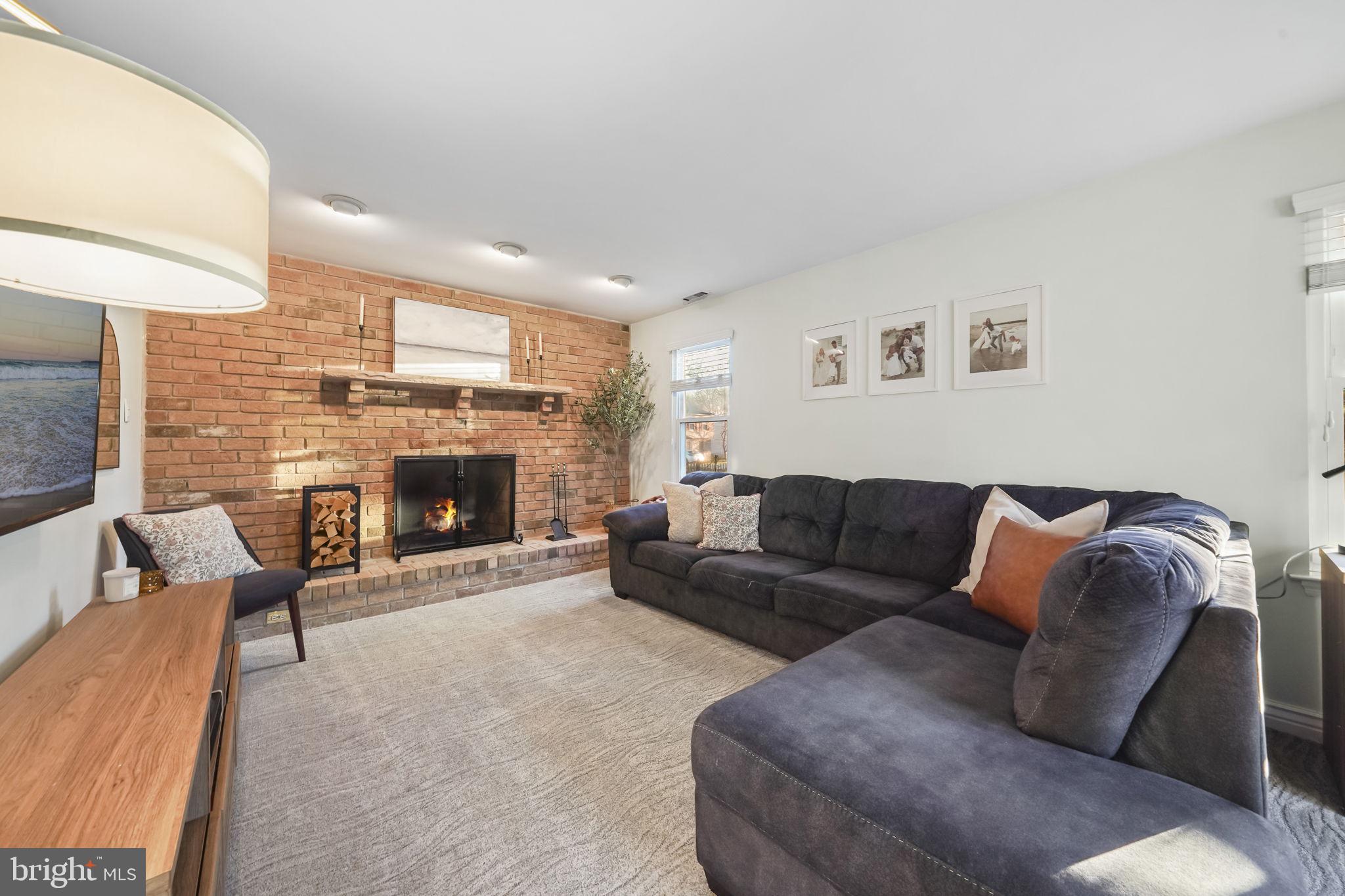 OLD MILL WOODS - Residential