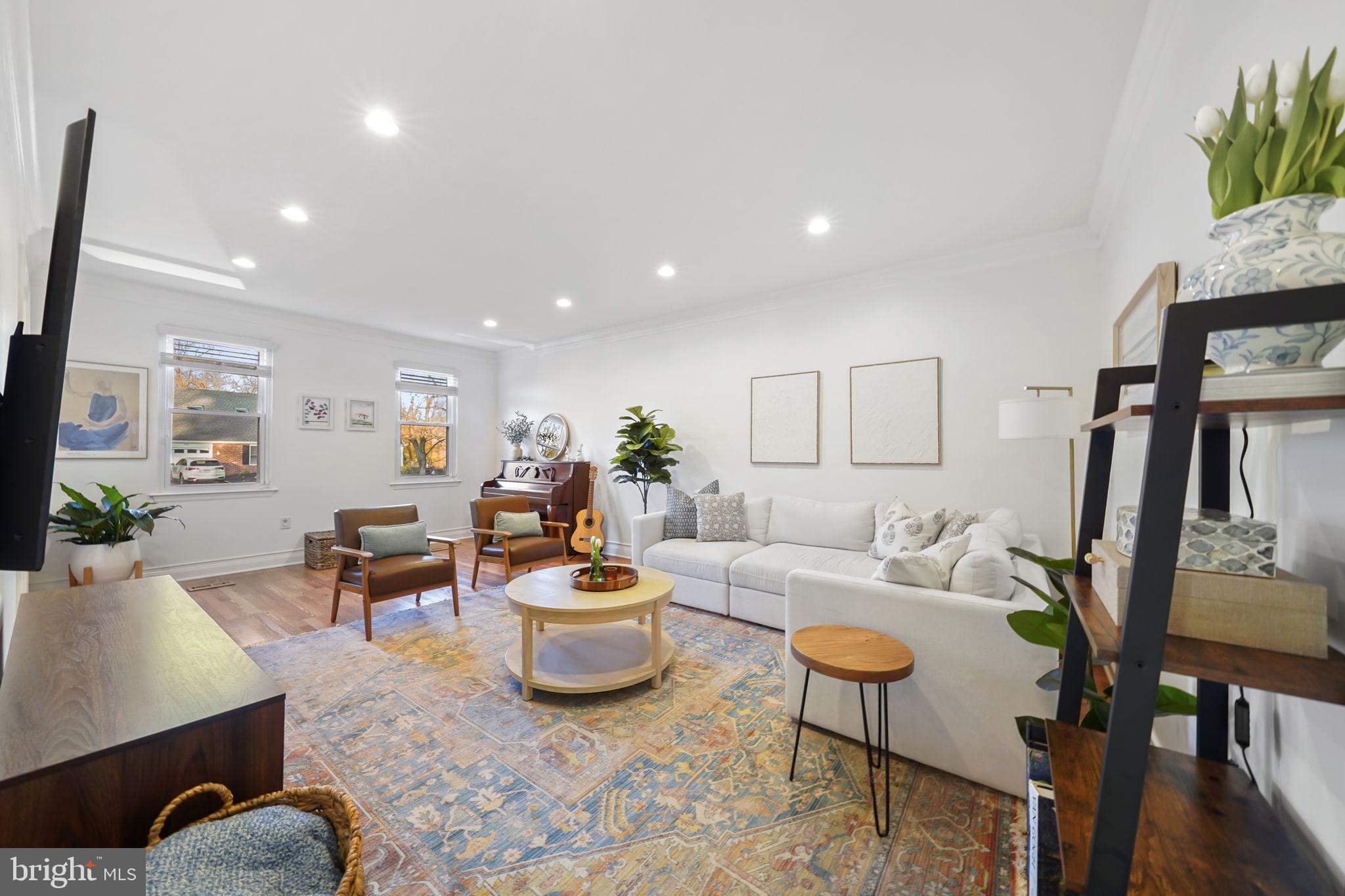 OLD MILL WOODS - Residential